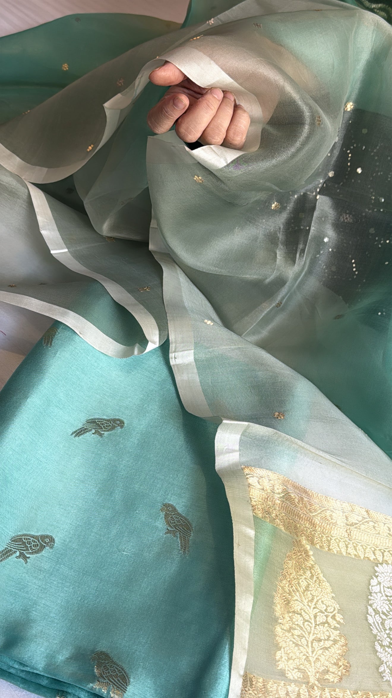 Vivah edit - Figure motif chiniya silk kurta paired shaded kora silk duppata set