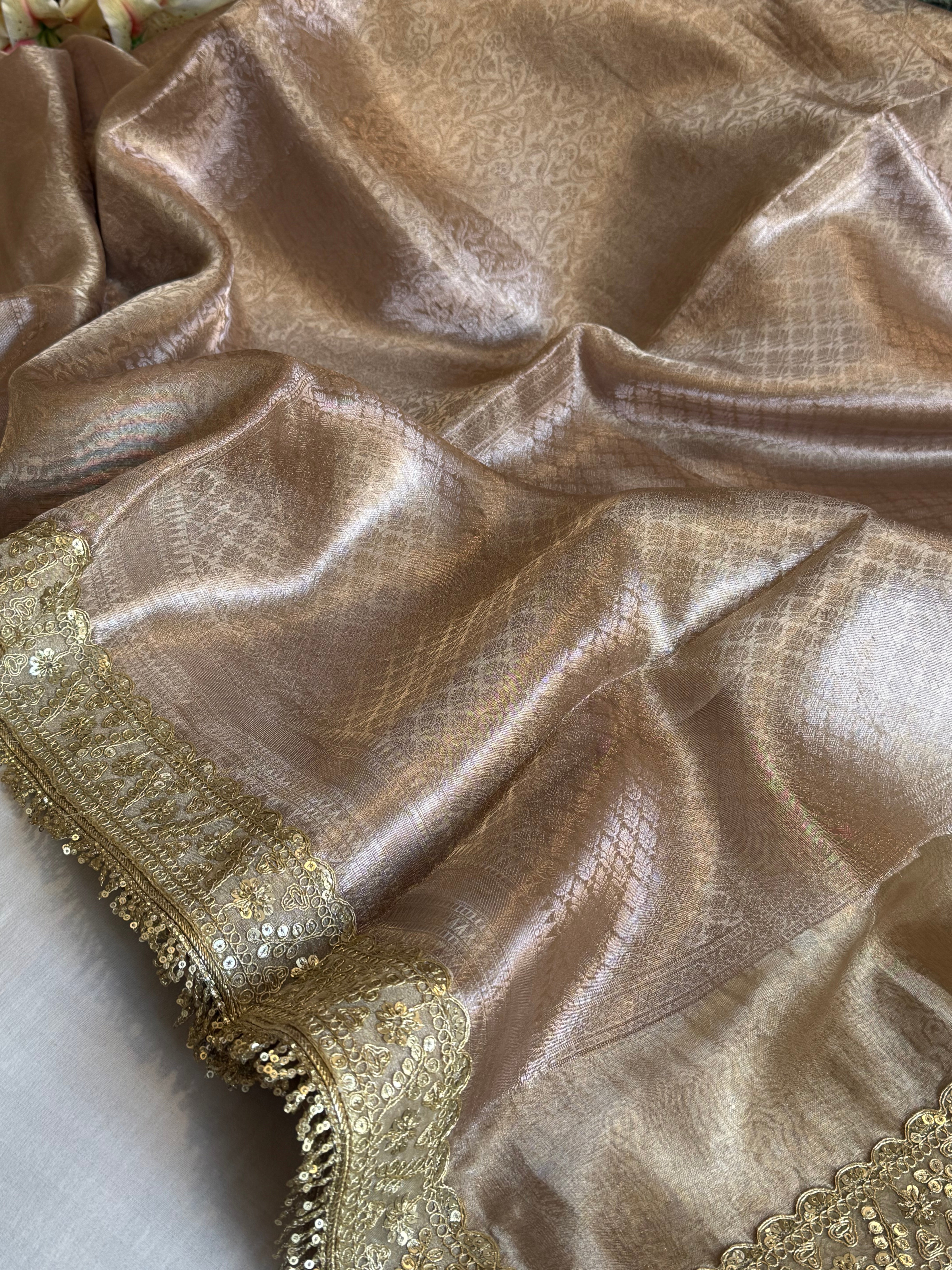 Kanjivaram brocade molten gold tissue silk brocade kadhwa banarasi saree