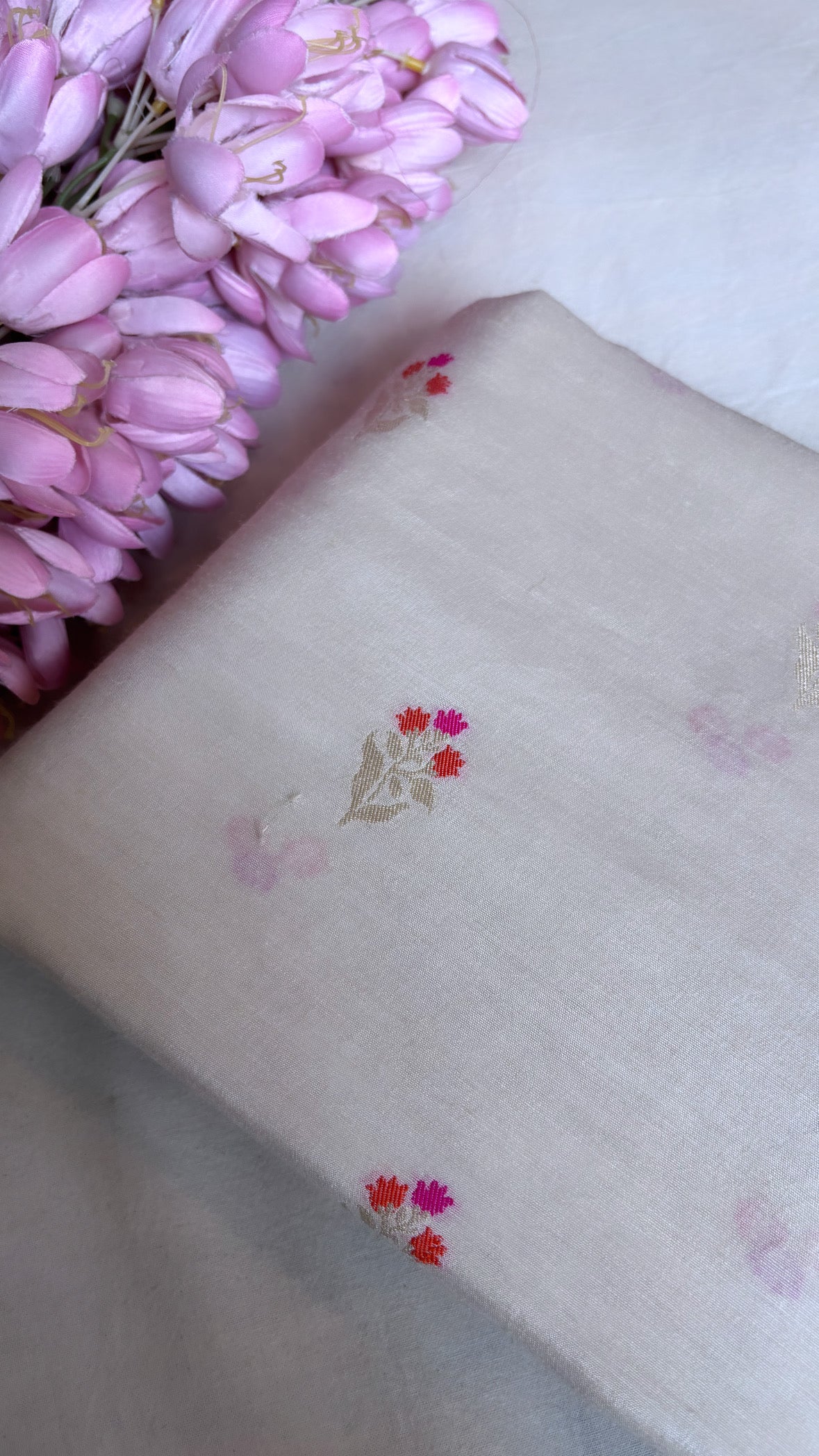 Moonga silk dyeable kadhwa meenedar fabric