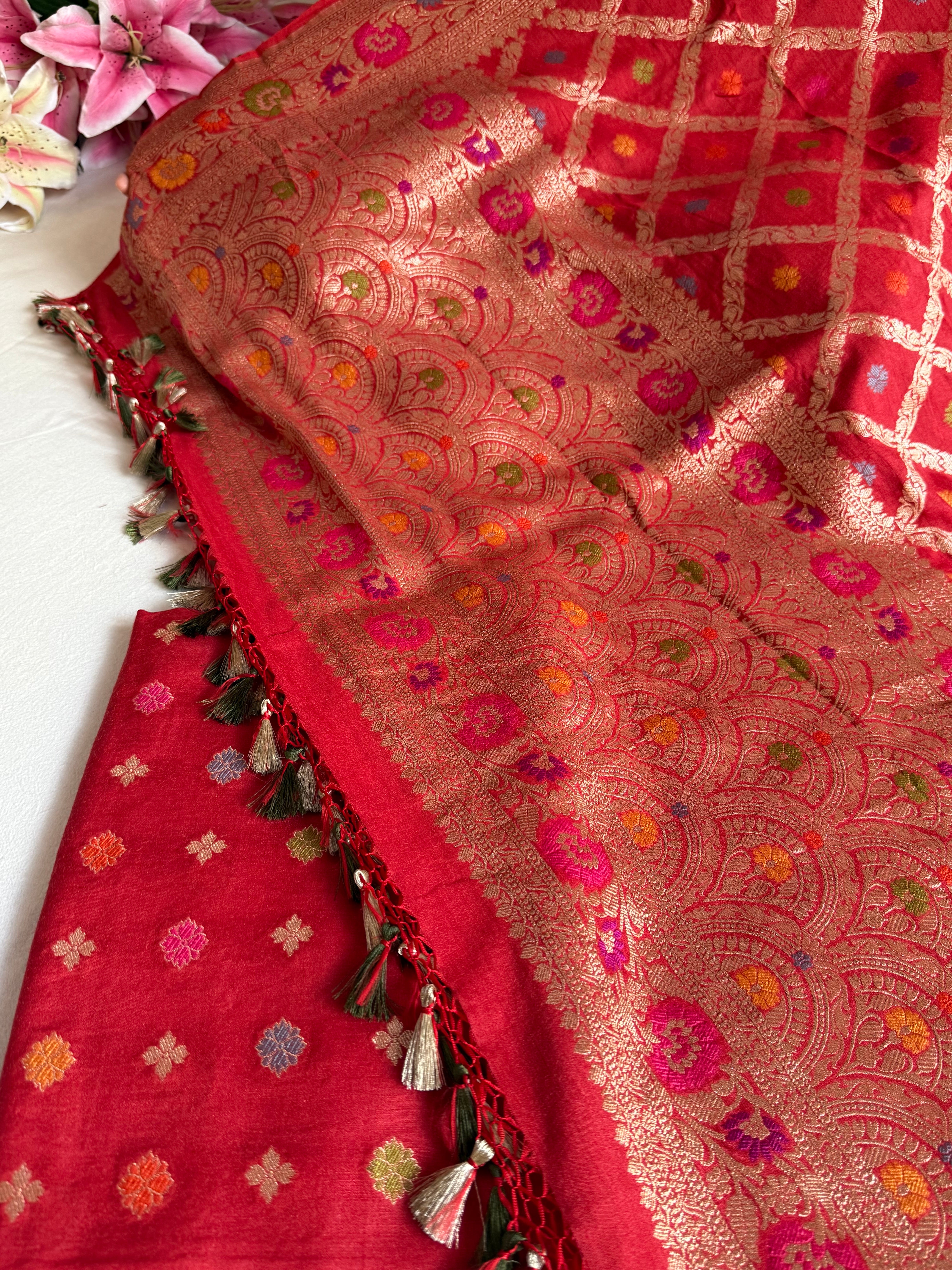 Moonga silk meenakari chaukadi duppata kadhwa jungla suit set