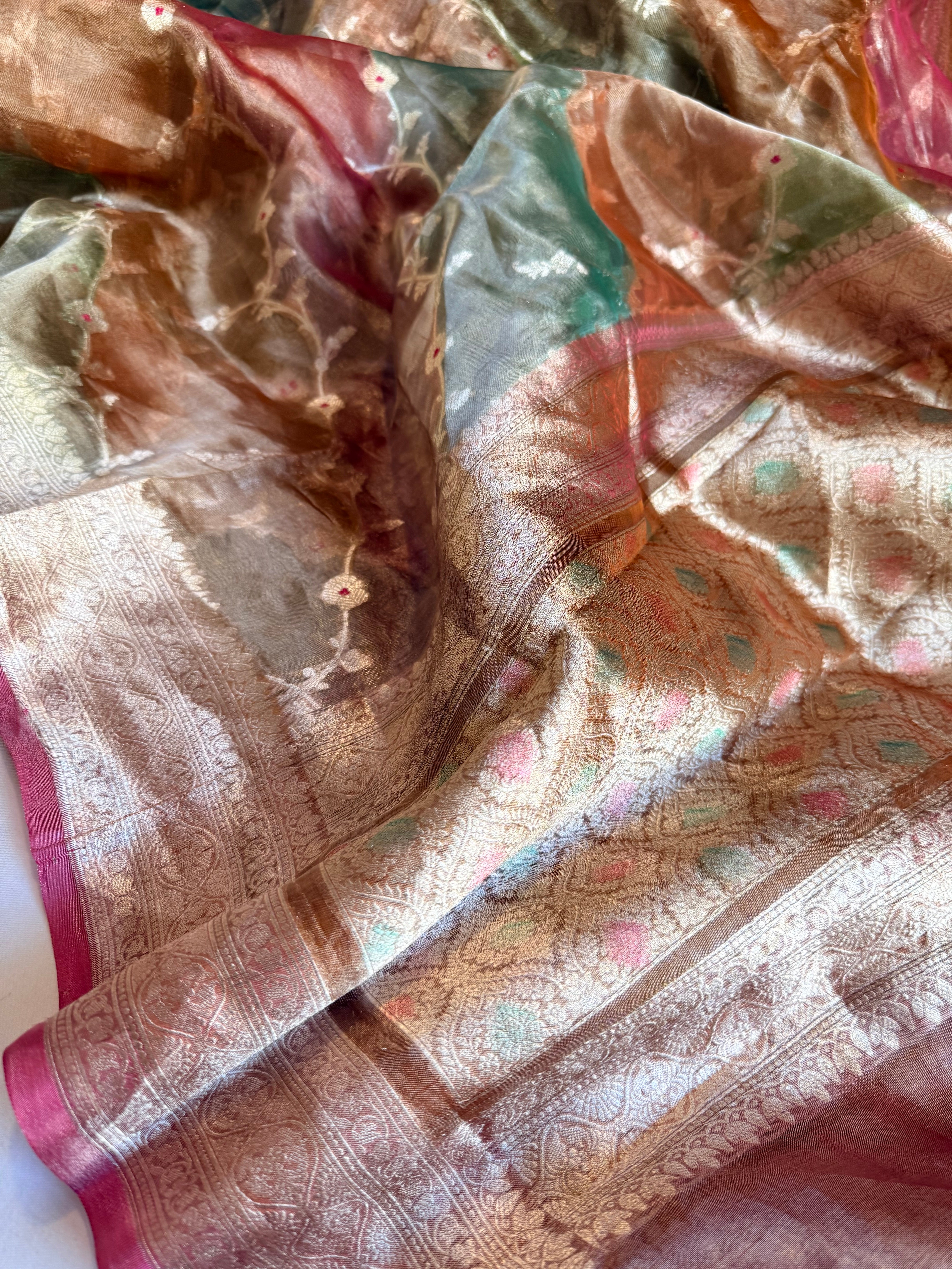 Rangeen diamond tissue silk rangkaat kadhwa saree