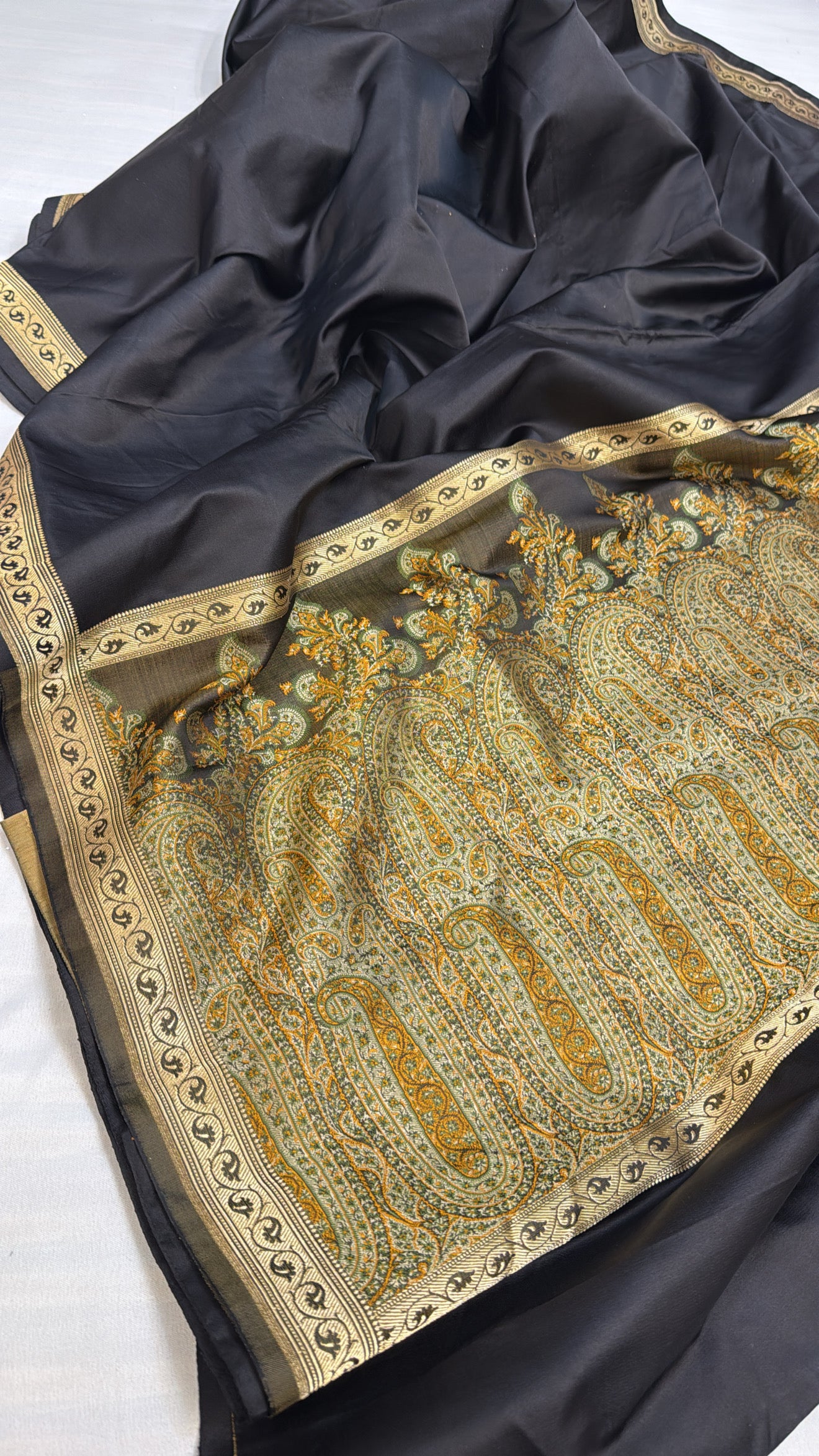 Mashru satin silk black jamevar pallu banarasi saree