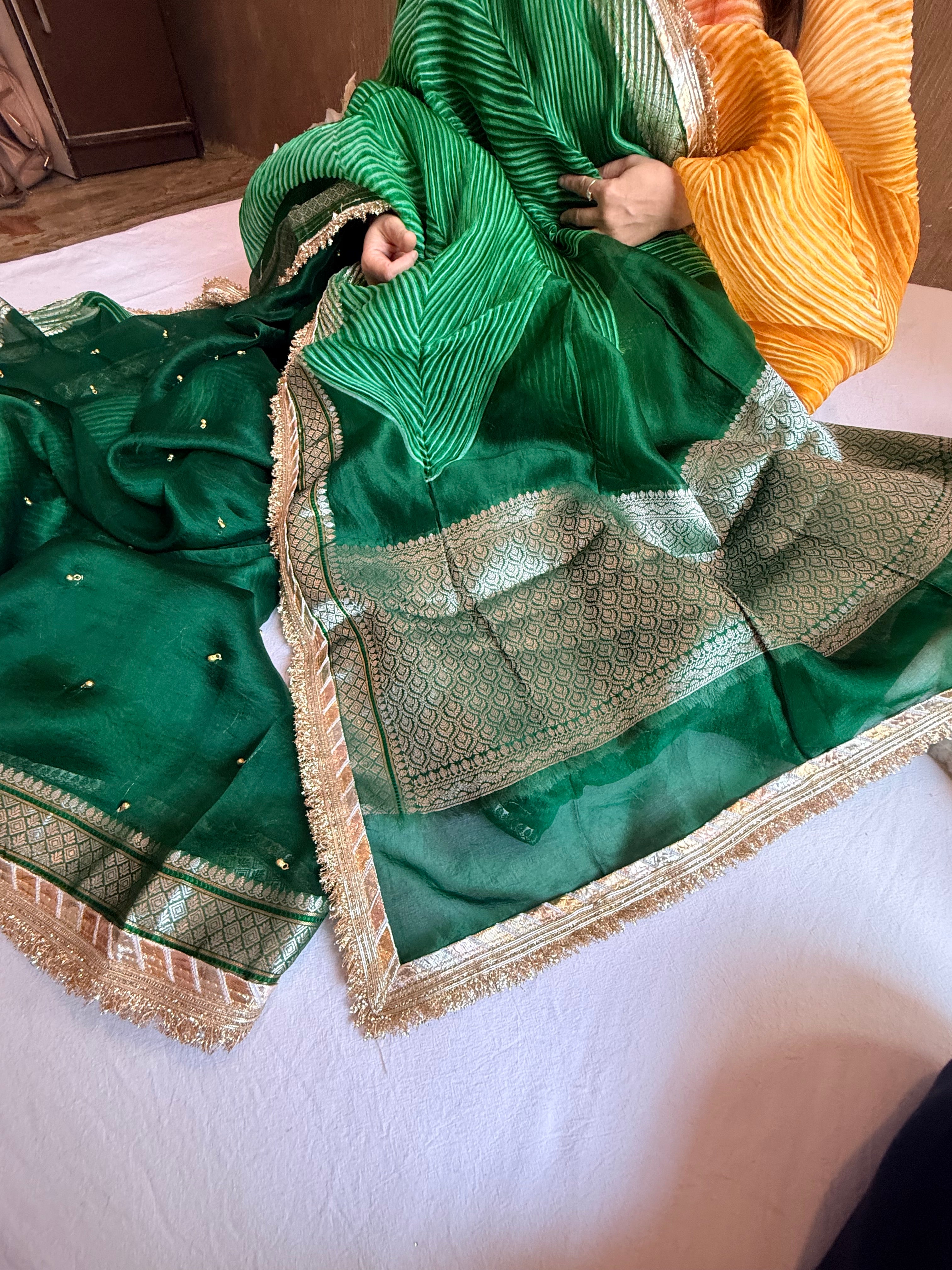 Arshi dye ghungro work kora silk banarasi kadhwa weaving saree