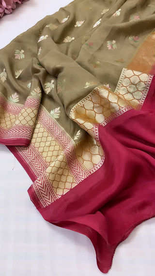 Banarasi gorgette red-beige contrast kadhwa duppata