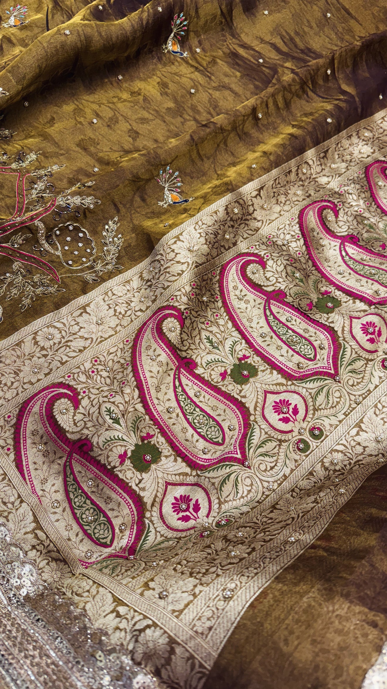 Karwachauth special - Kanjivaram gold tissue silk krishna rasleela motif hand embroidered kadhwa saree