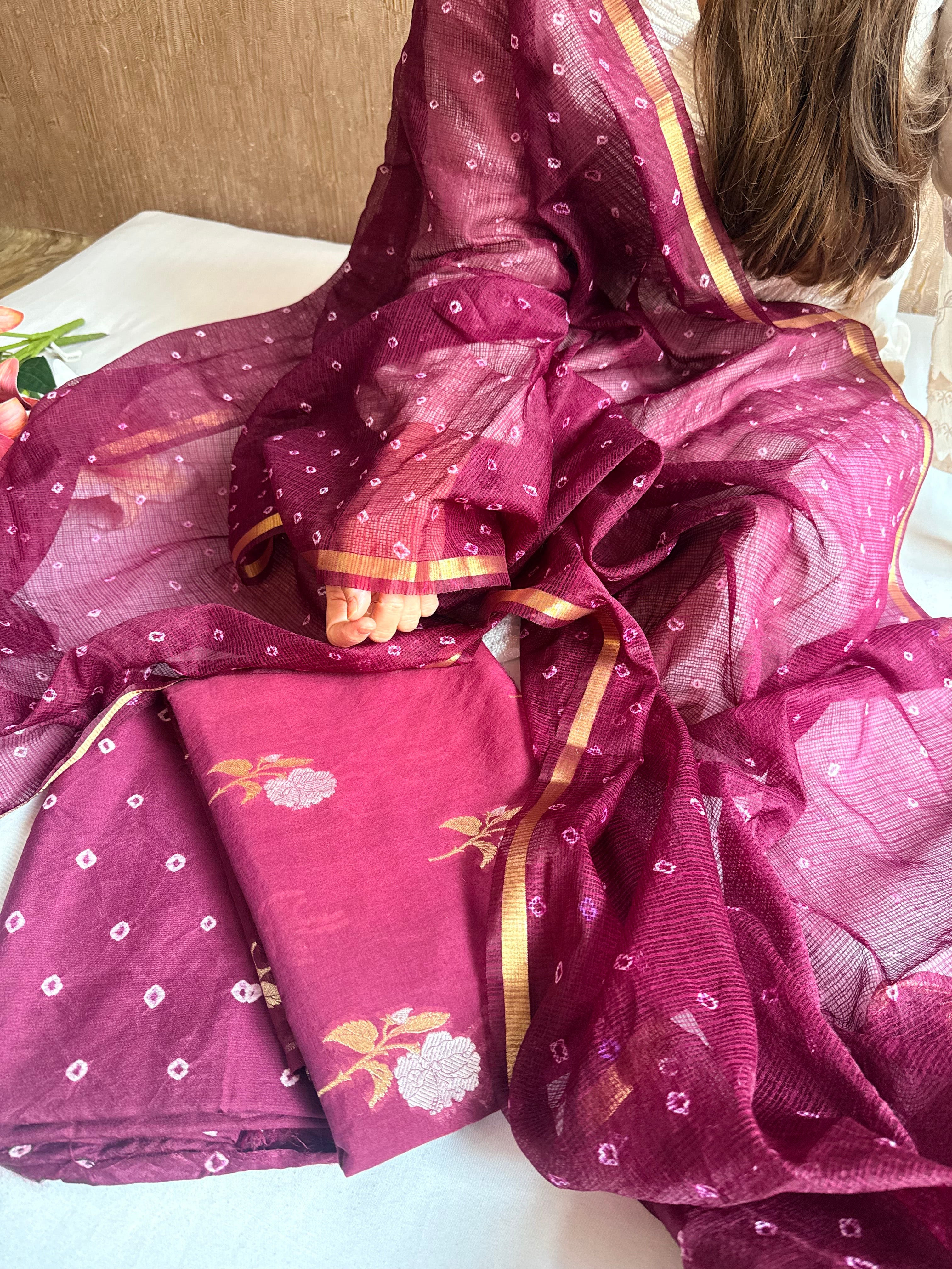 Below 8k- Mul cotton handloom kurta paired with bandhej dyed kota silk duppata set