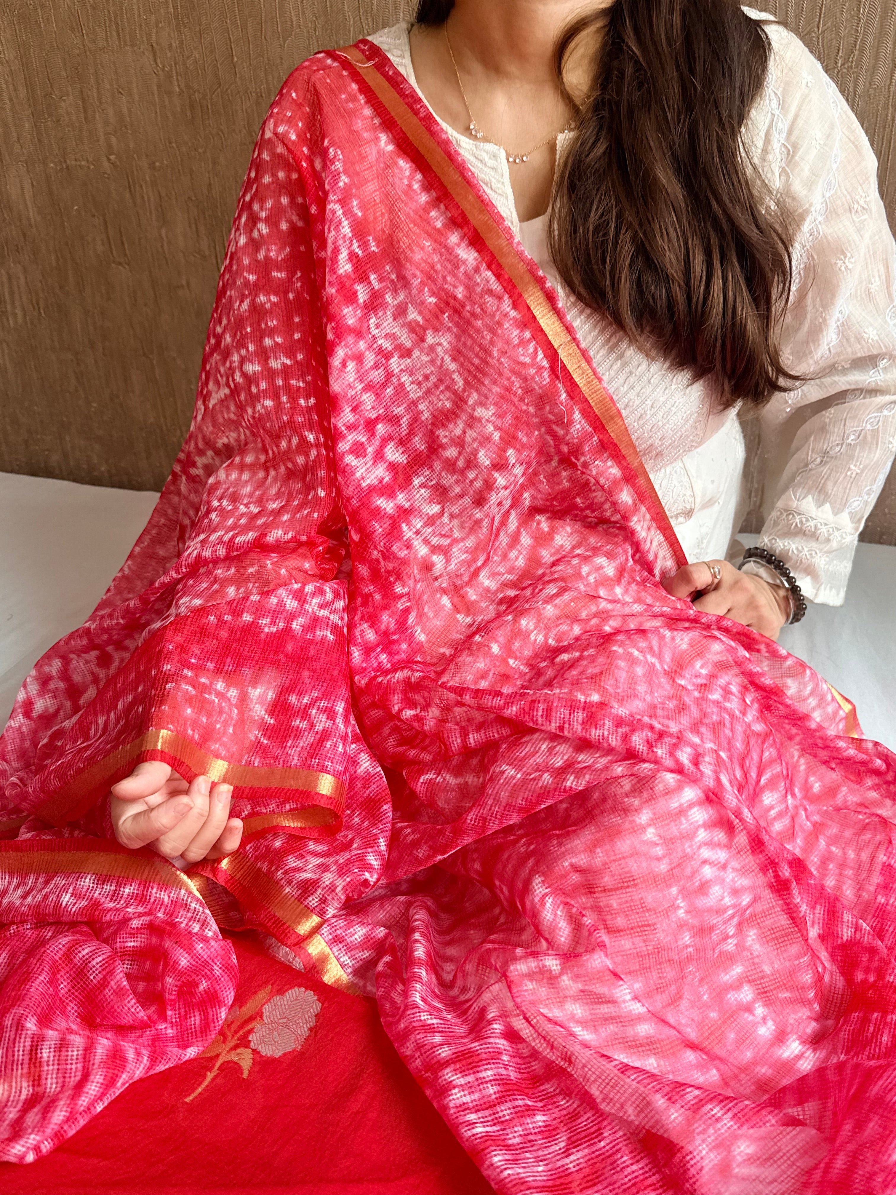 Below 8k- Mul cotton handloom kurta paired with shibori dyed kota silk duppata set