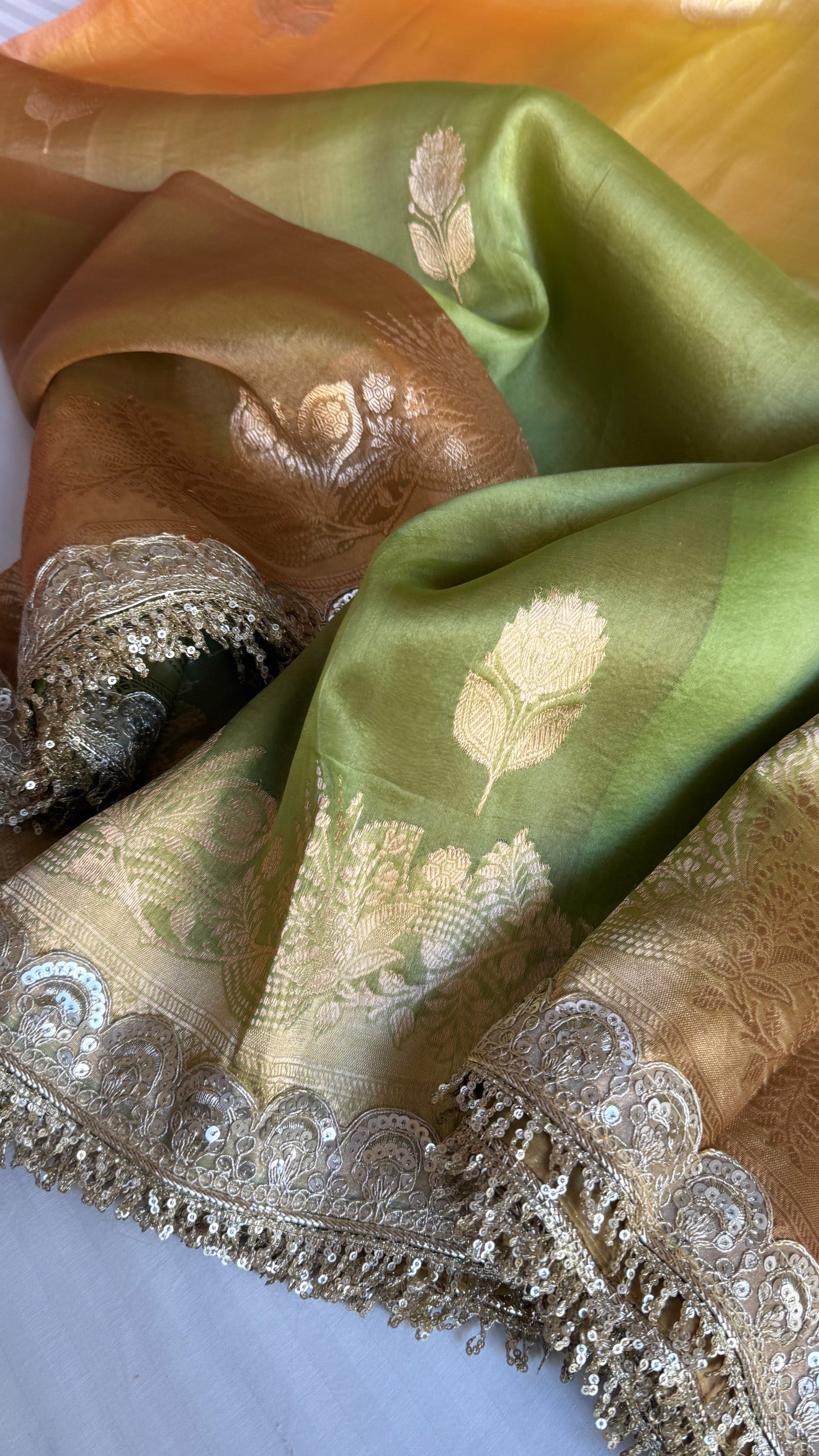 4D shaded rang birangi multicoloured kora silk Banarasi saree