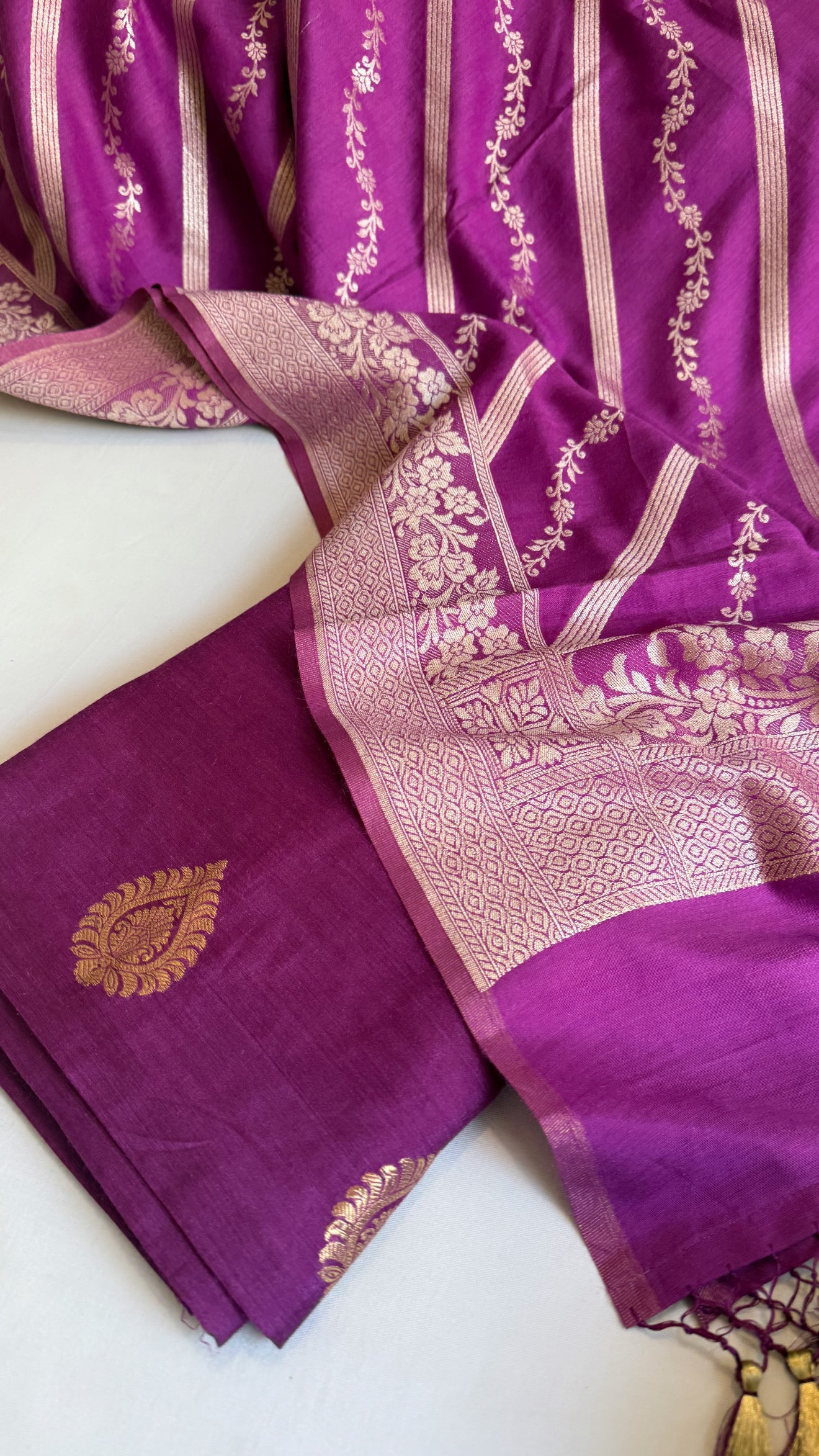 Moonga silk wine kadhwa buti suit set