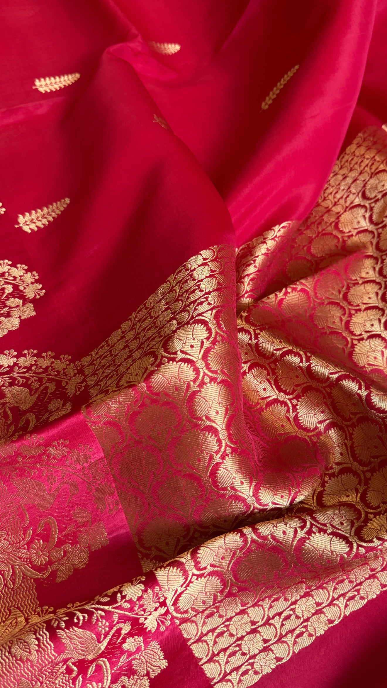 Rani pink banarasi kora silk hand embroidered kadhwa saree