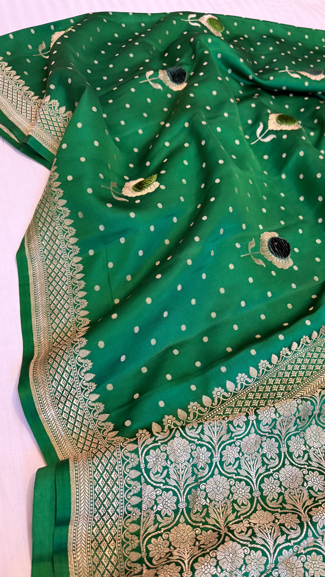 Bottle green banarasi mashru silk velvet buti kadhwa weaving saree