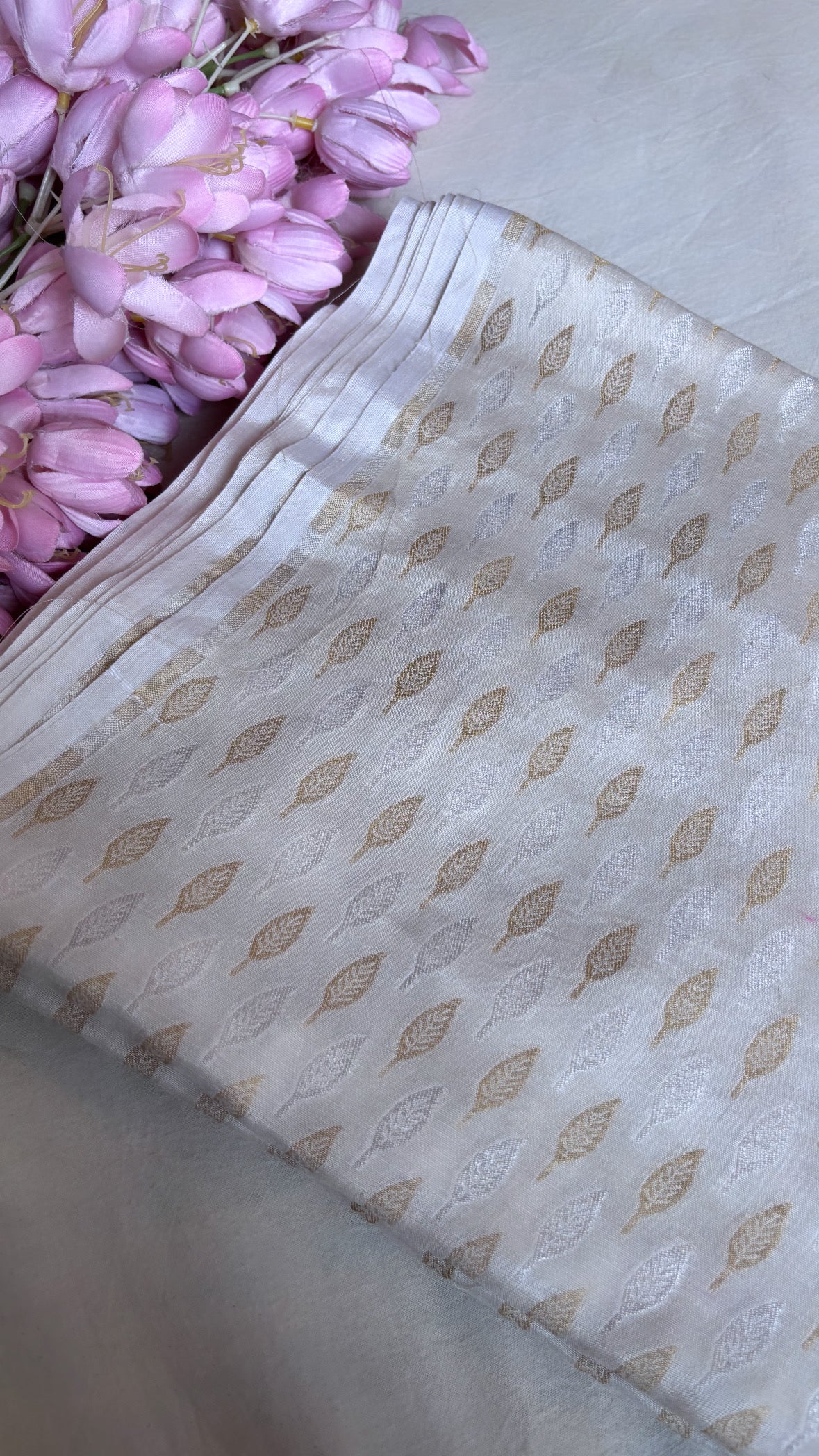 Moonga silk dyeable kadhwa sona rupa buti fabric