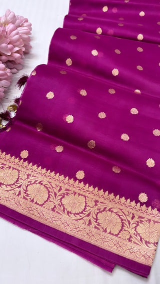 Pure banarasi magenta pink kora silk kadhwa saree with kadhwa handwoven buti