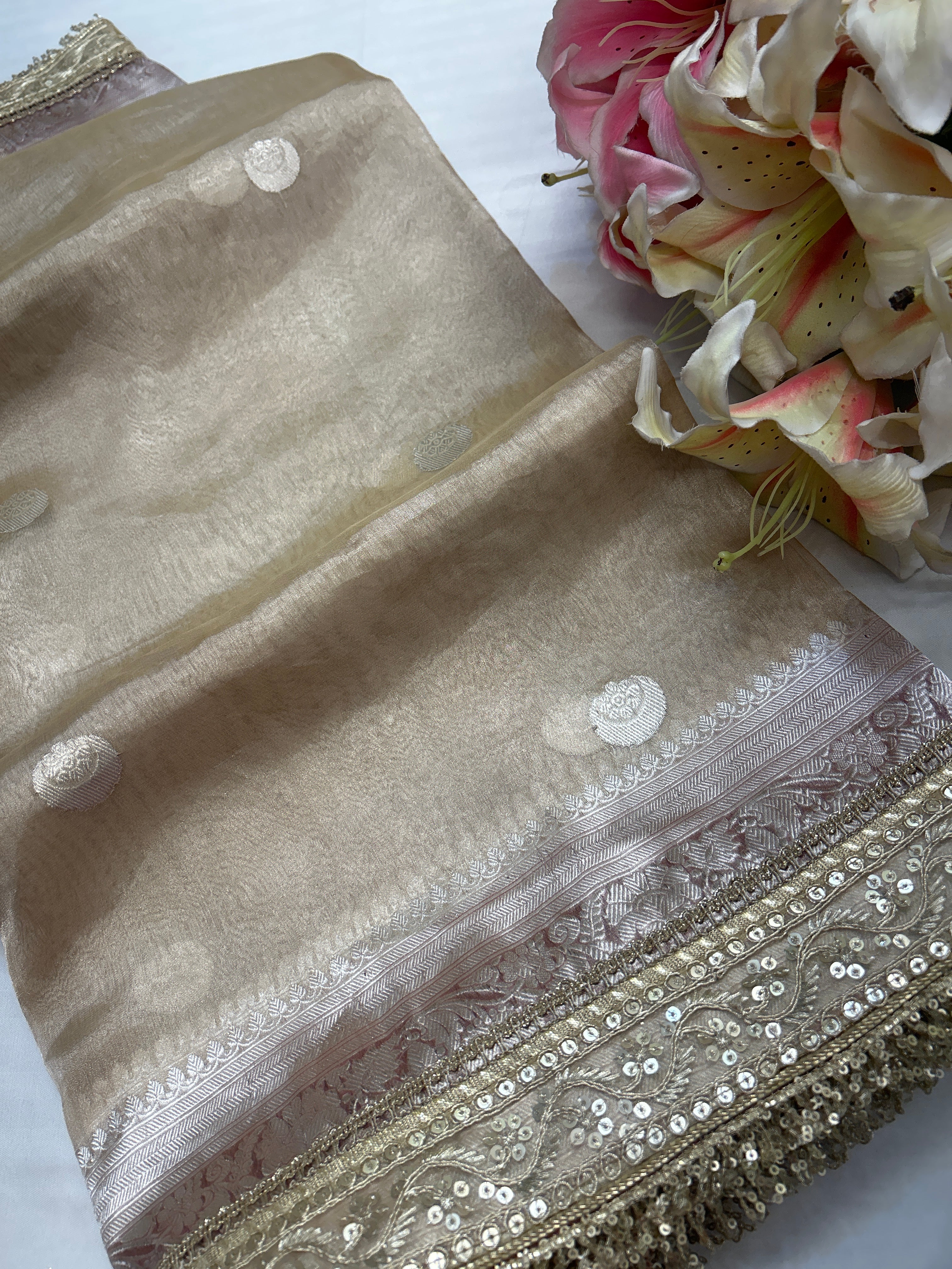 Tissue silk contrast border chand buta saree