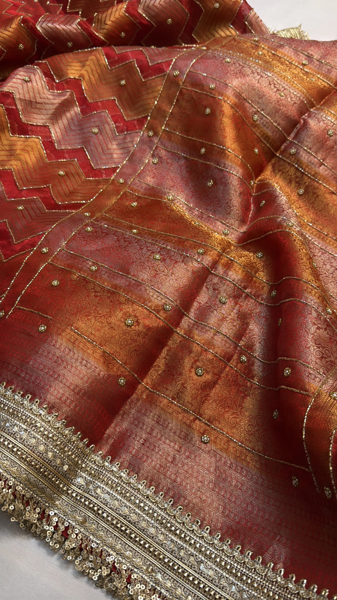 Dulhan ka joda husn red tissue silk brocade hand embroidered kadhwa saree