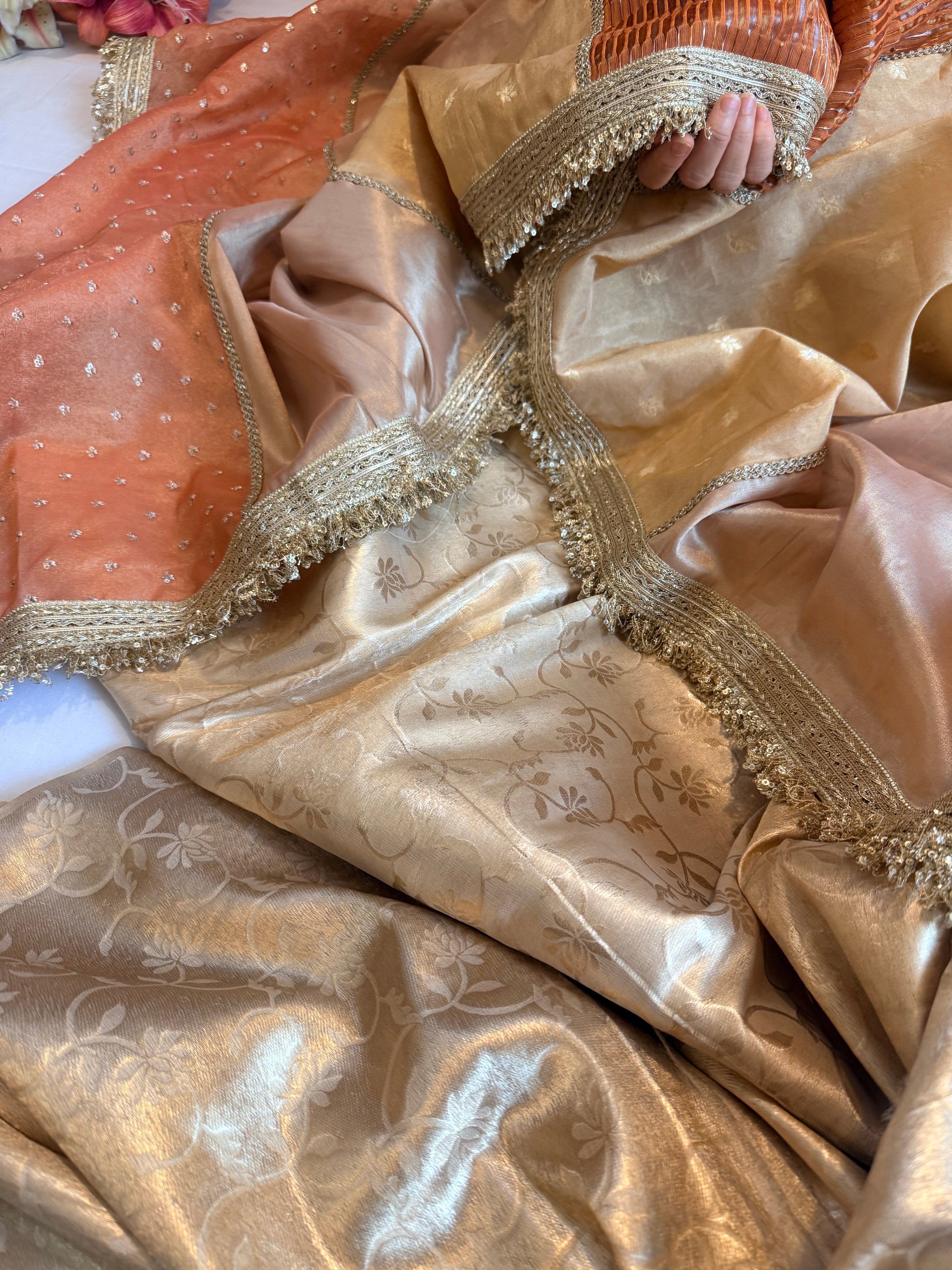 Golden shades pakistani tukdi tissue duppata paired with jaalwork tissue kurta