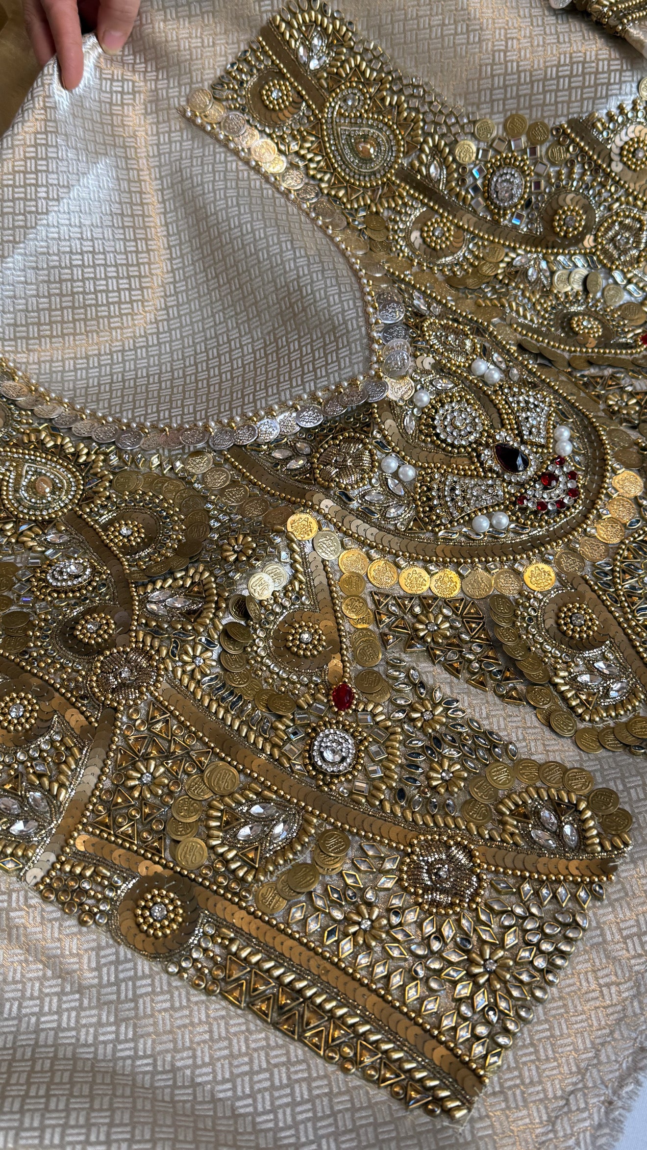 Add JADAU embellishment hand embroidered blouse