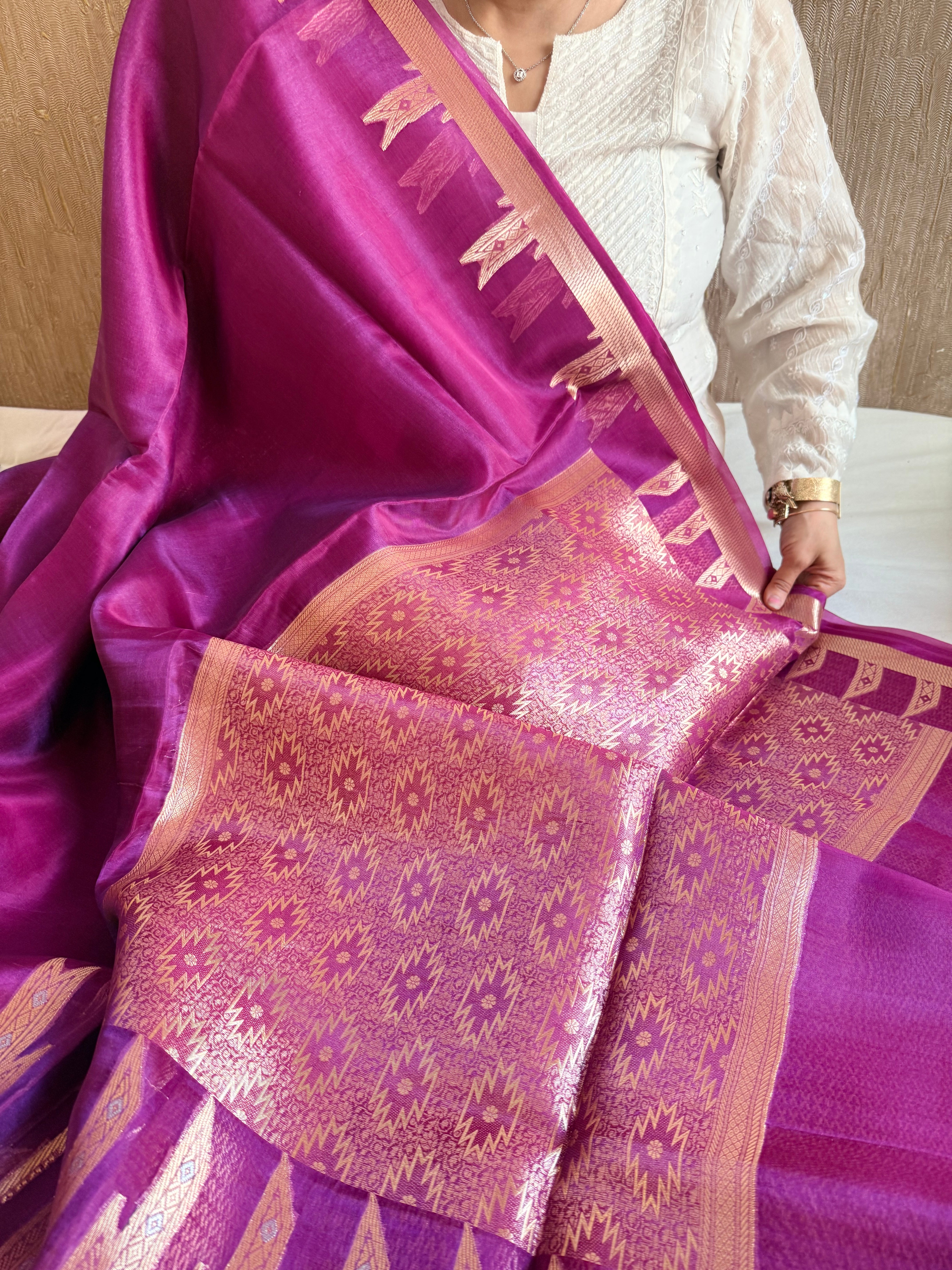 Below 10k - Temple border tissue silk dhup chao effect kadhwa saree