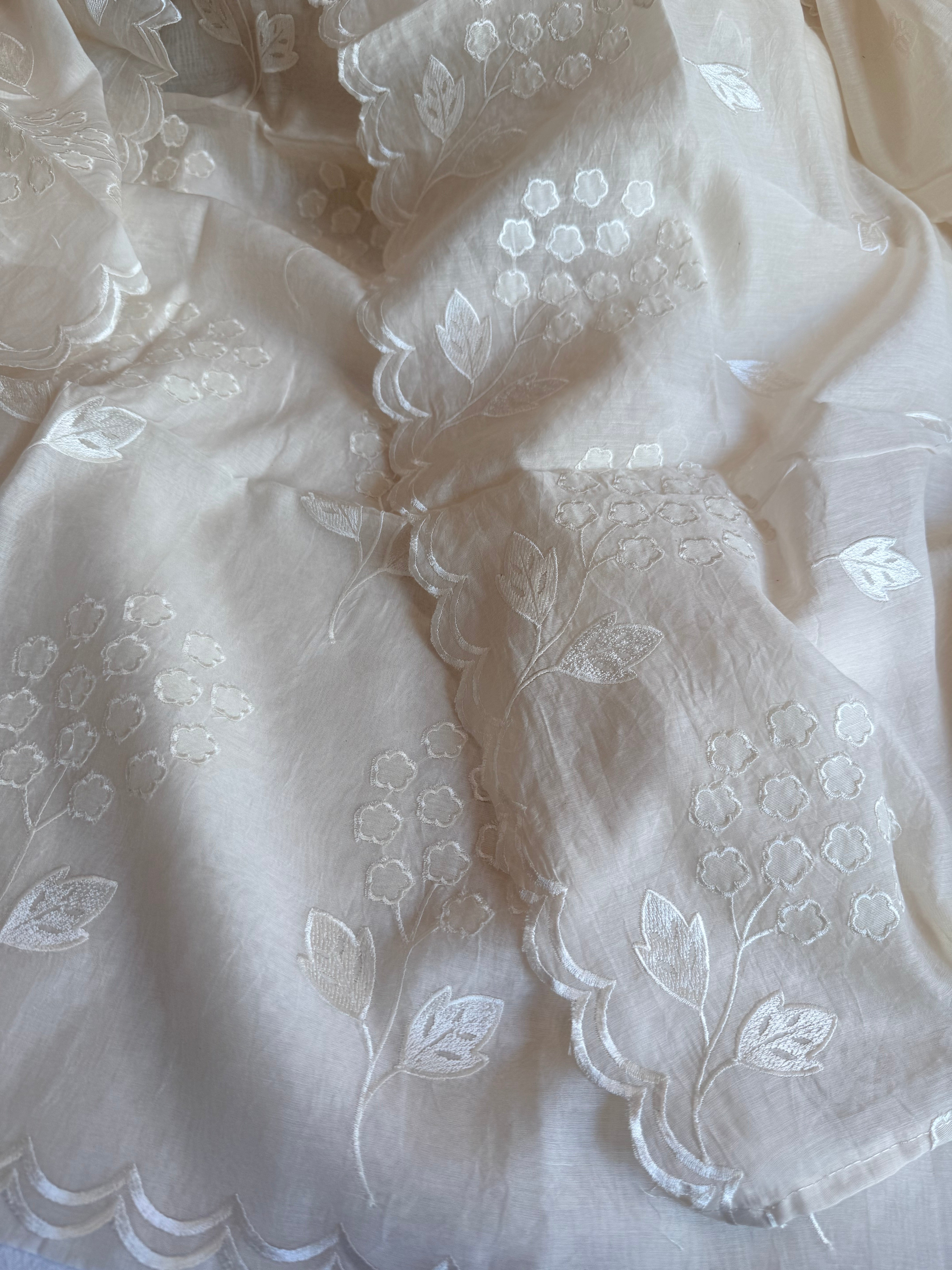 Alia bhatt inspired banarasi mulmul appliqué work suit set