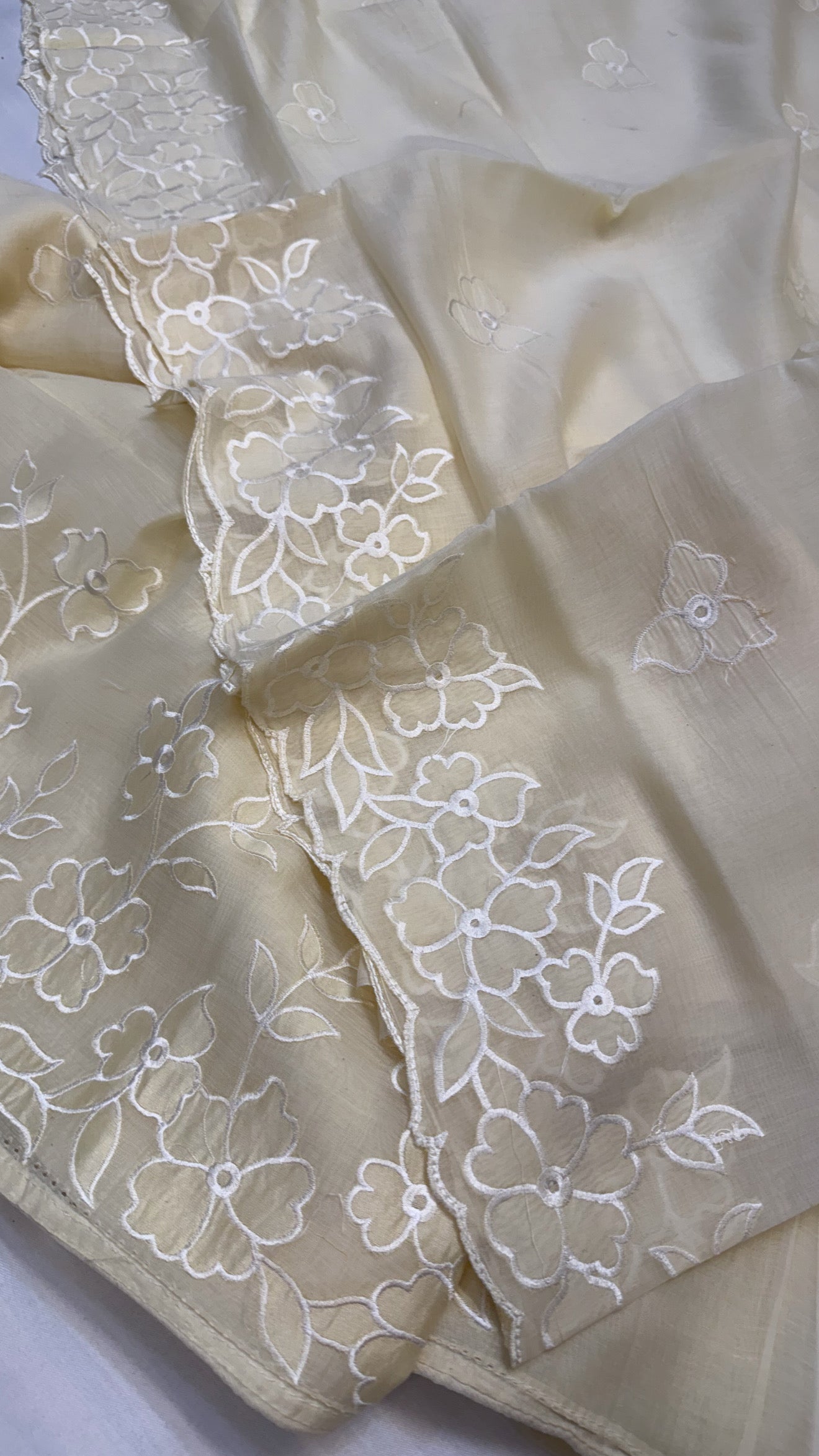 Mul cotton soft beige appliqué work kadhwa suit set