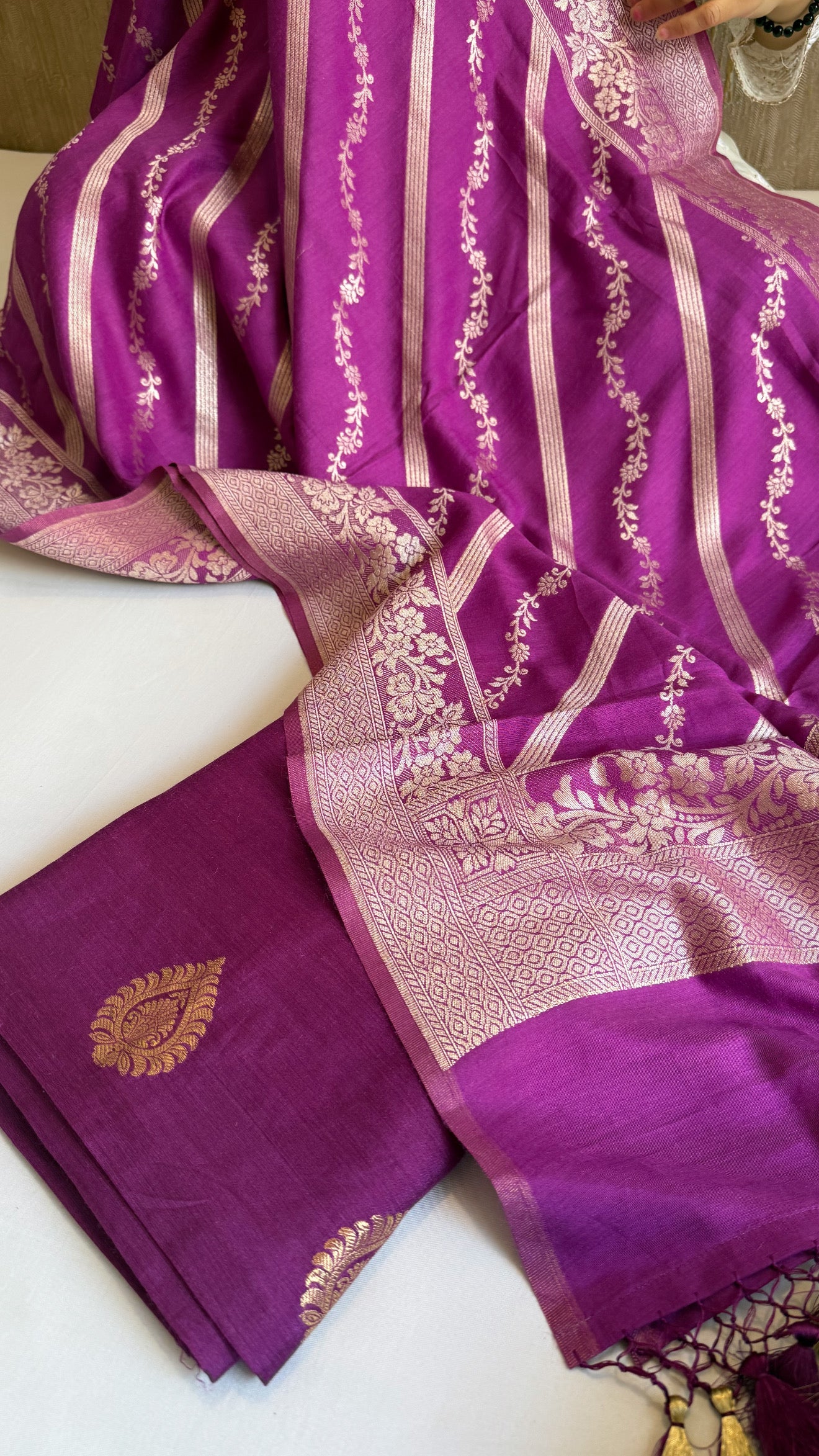 Moonga silk wine kadhwa buti suit set