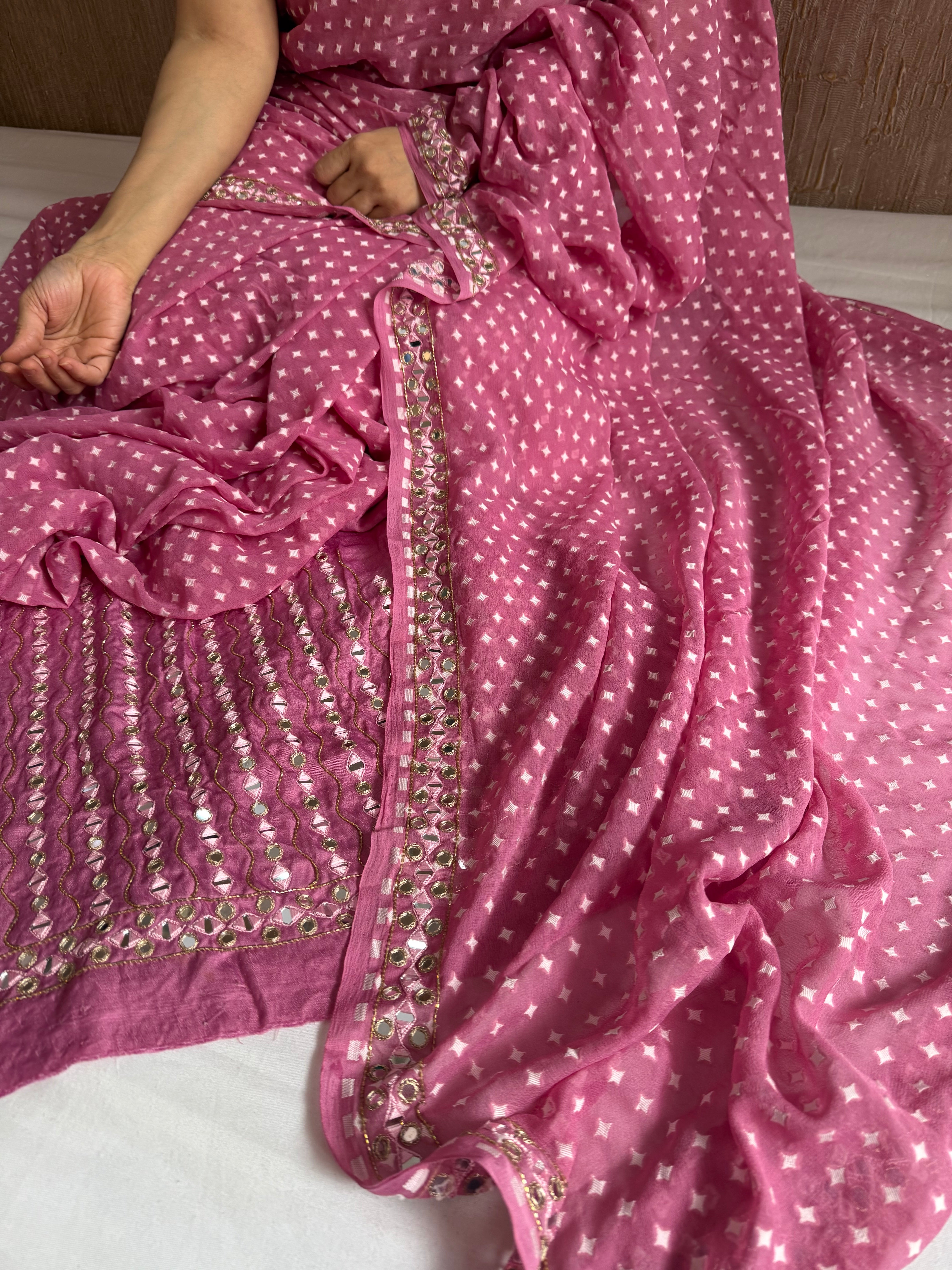 Strawberry pink gorgette bandhej pattern kadhwa saree