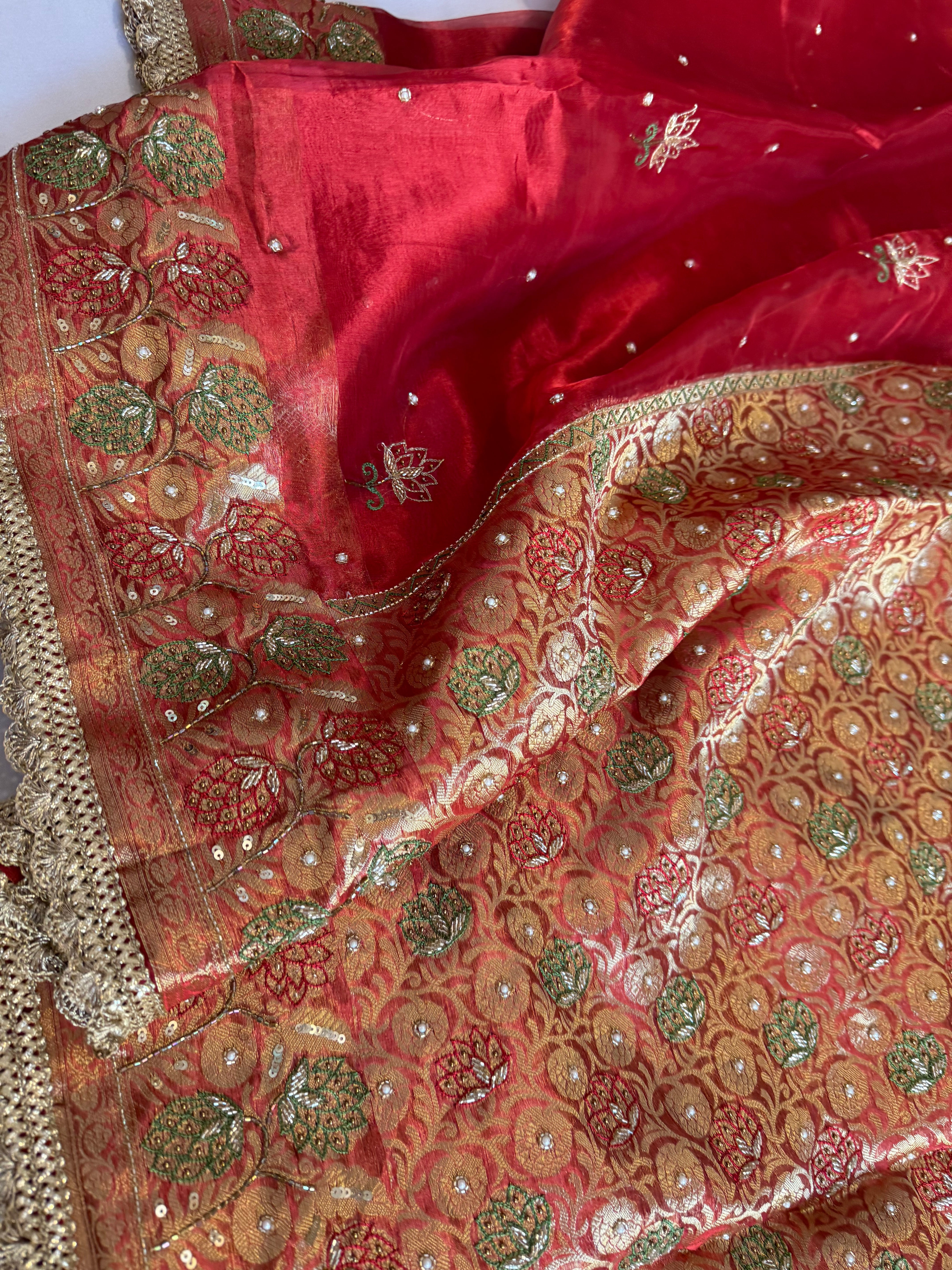 ✨गुलाबी और लाल साड़ी edit✨ ( Red shade)