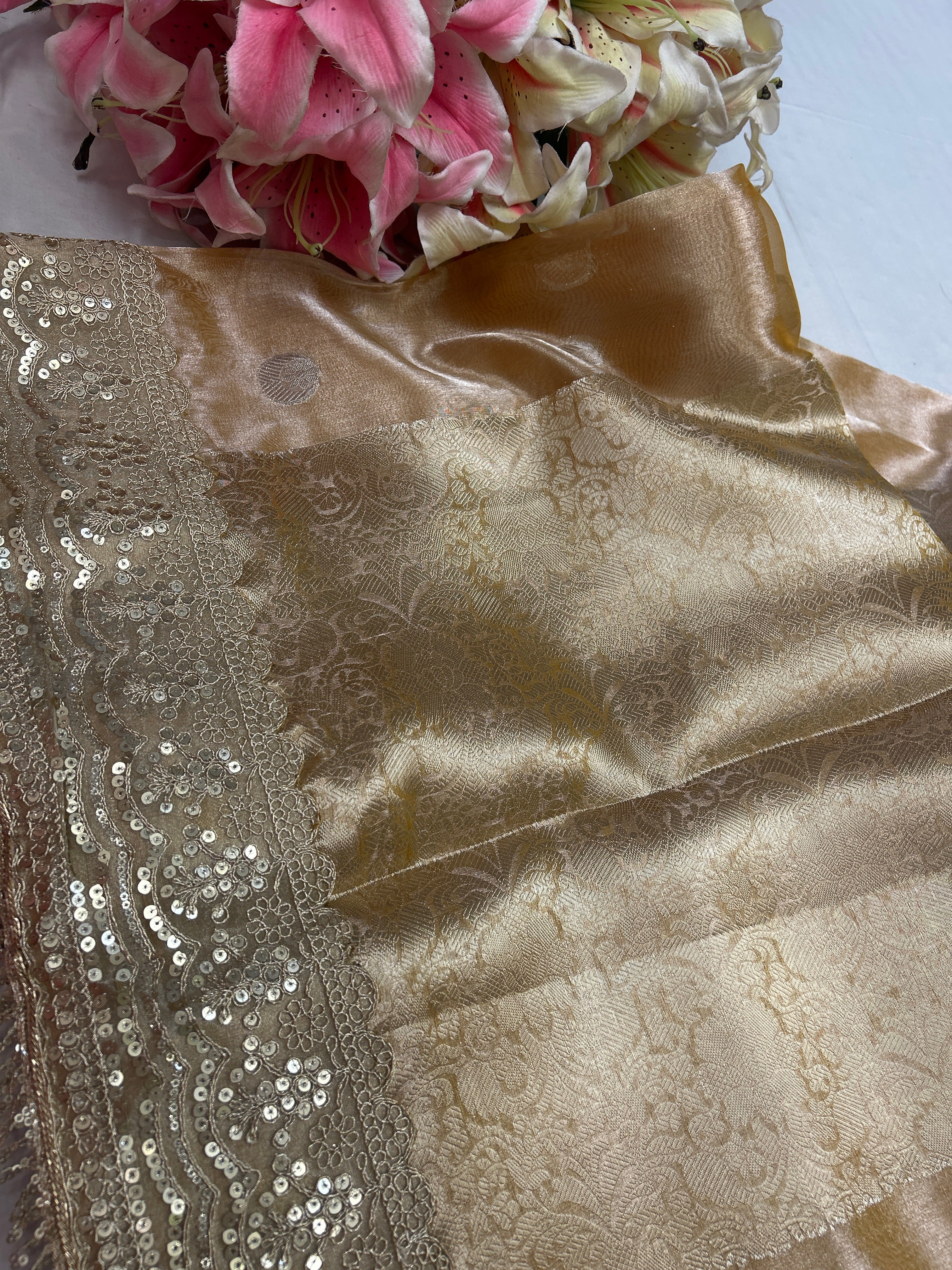 Tissue silk dual tone chand buta saree