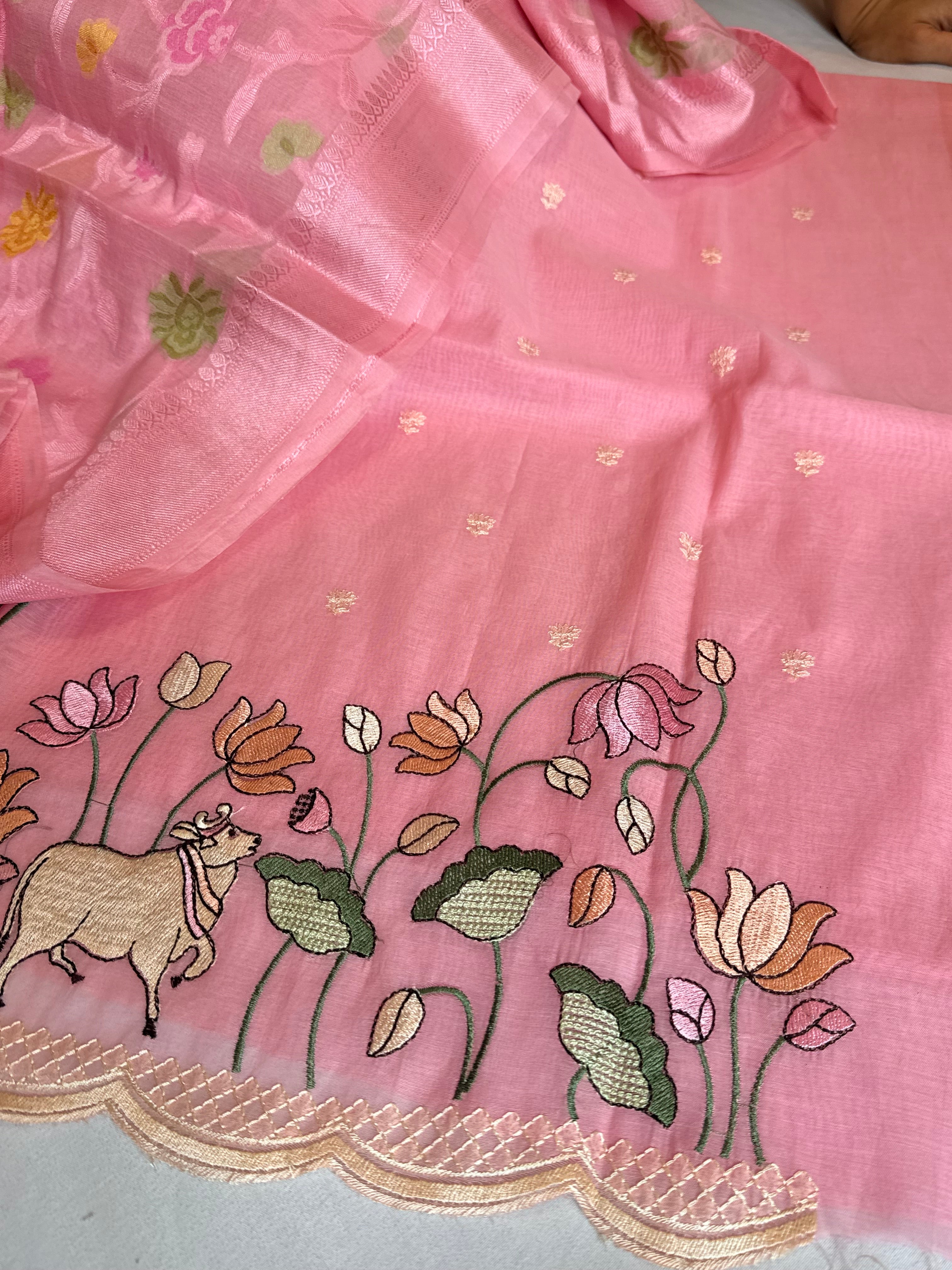 BELOW 8K - Blush peach mul cotton silk resham work banarasi suit set