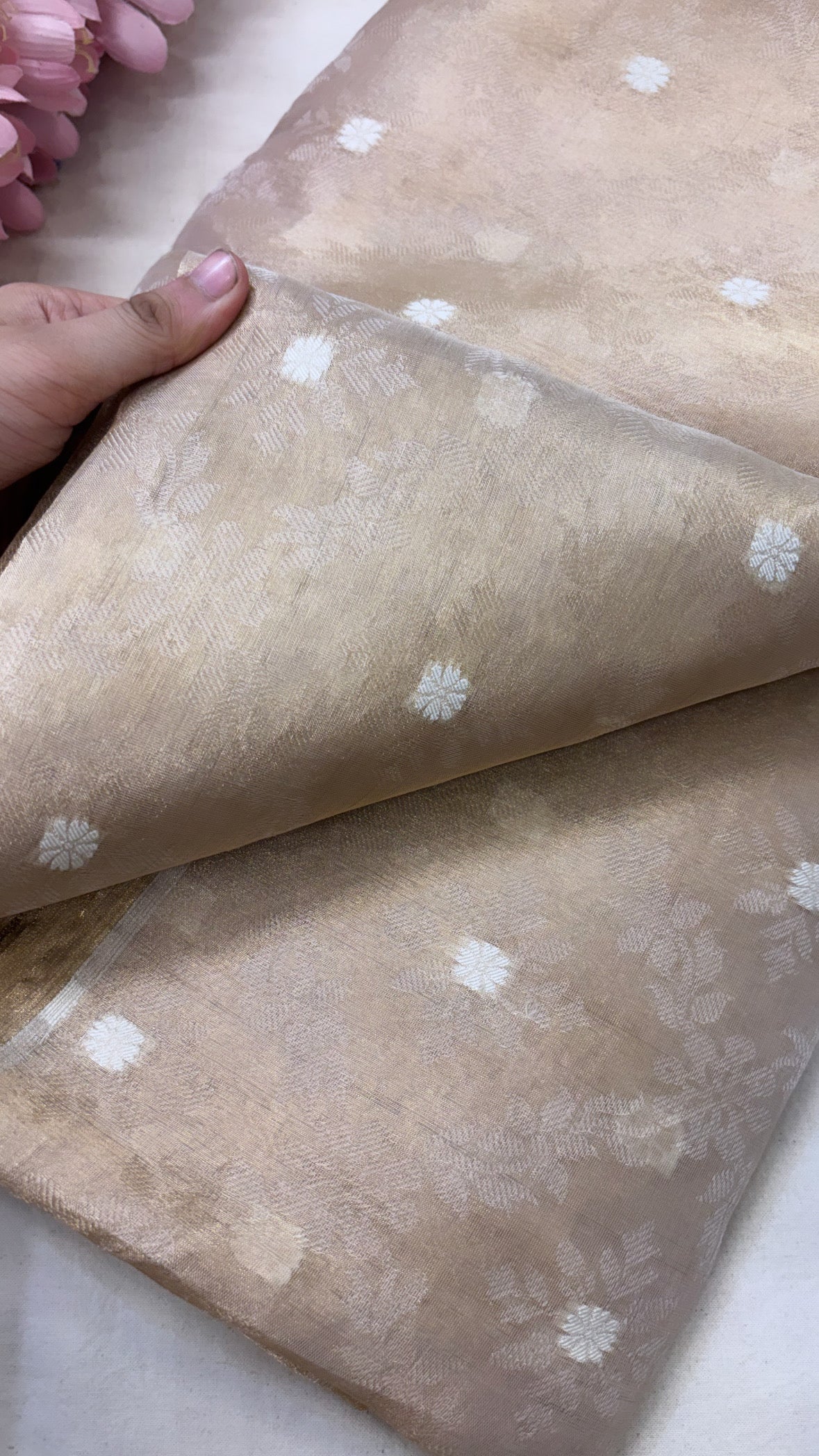 Tissue tanchoi silk dyeable fabric