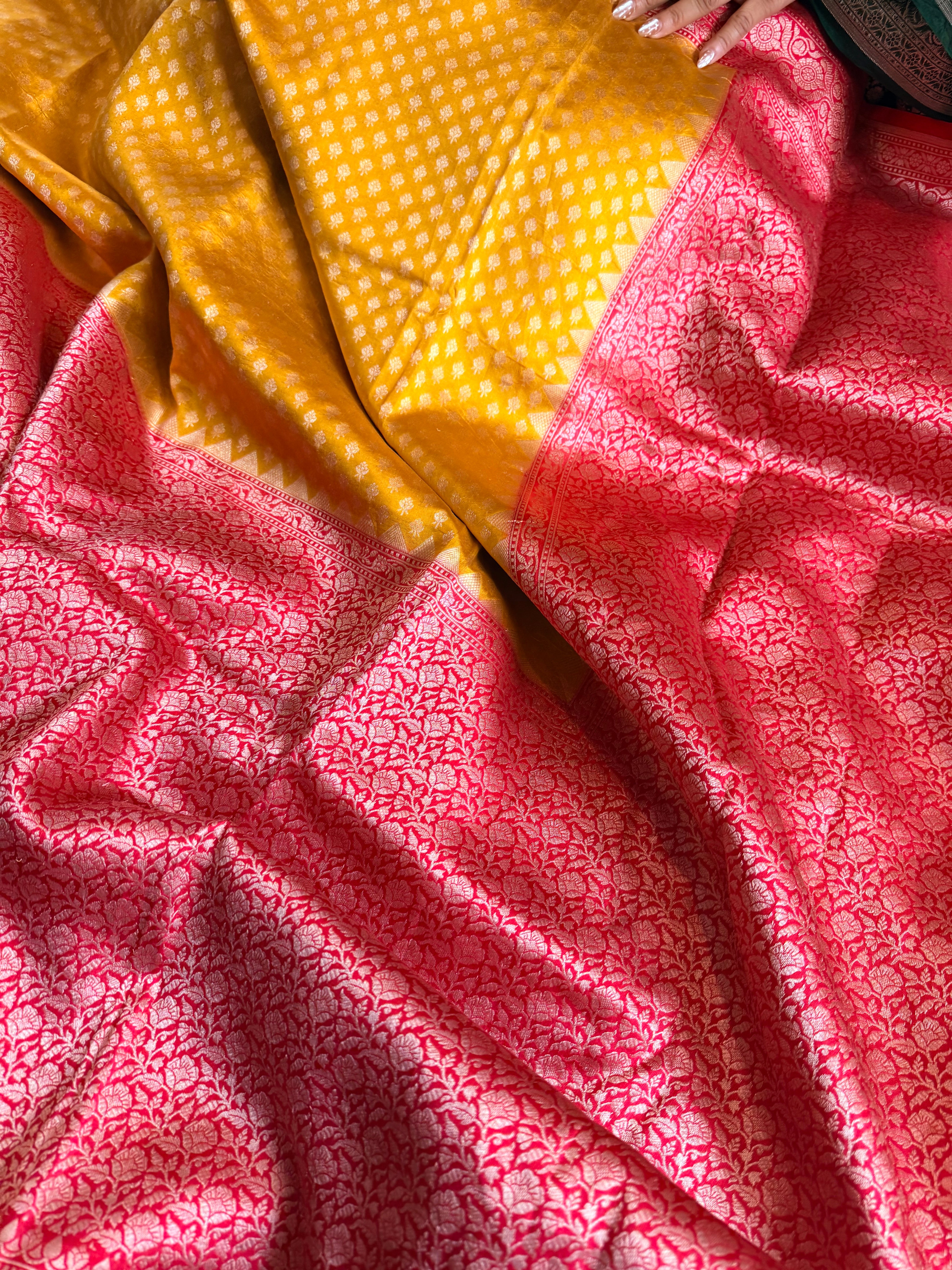 Banarasi gorgette brocade kadhwa weaving saree