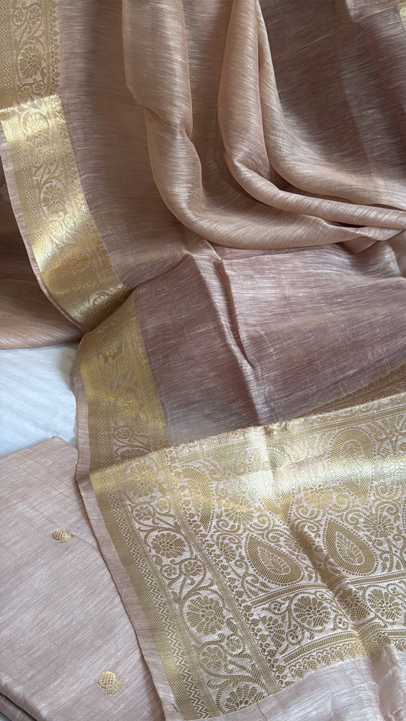 Rose gold linen gorgette kadhwa kurta suit set