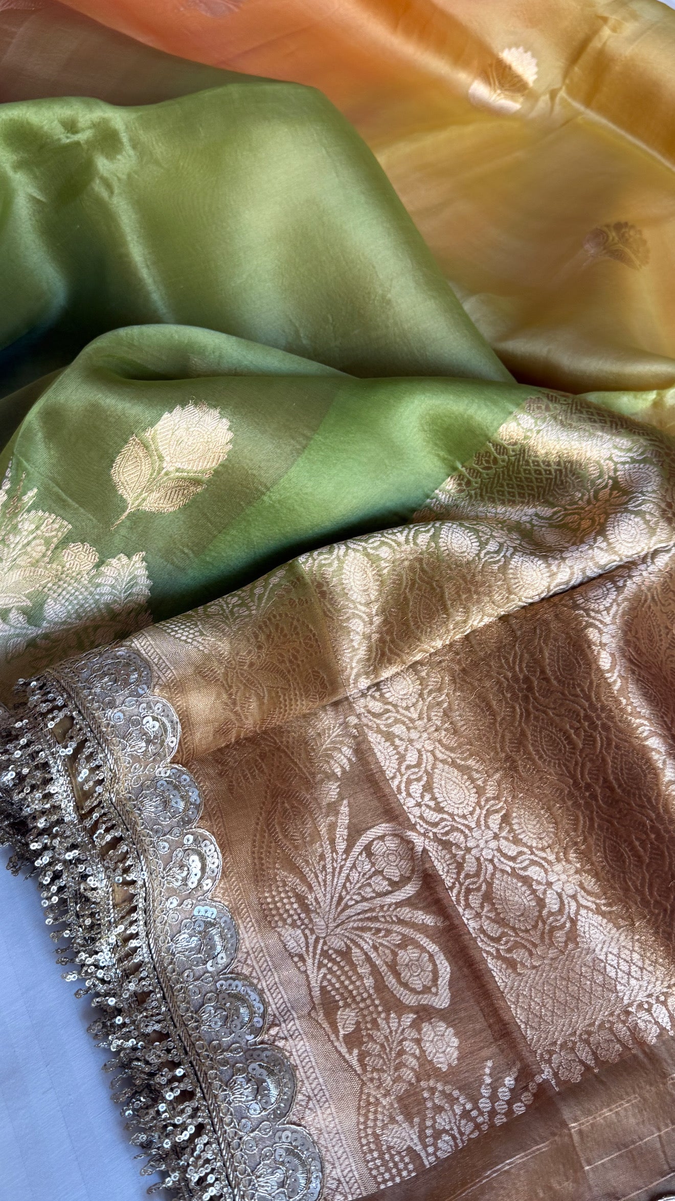 4D shaded rang birangi multicoloured kora silk Banarasi saree