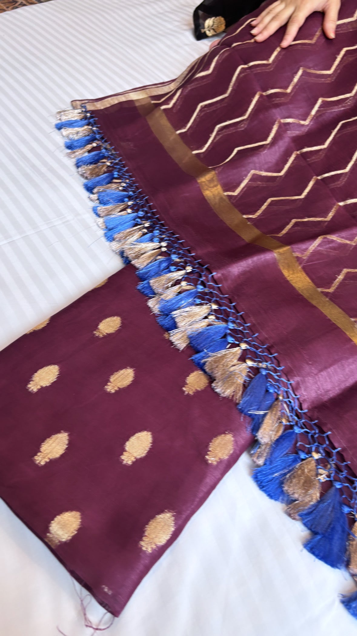 Maroon linen gorgette kadhwa suit set