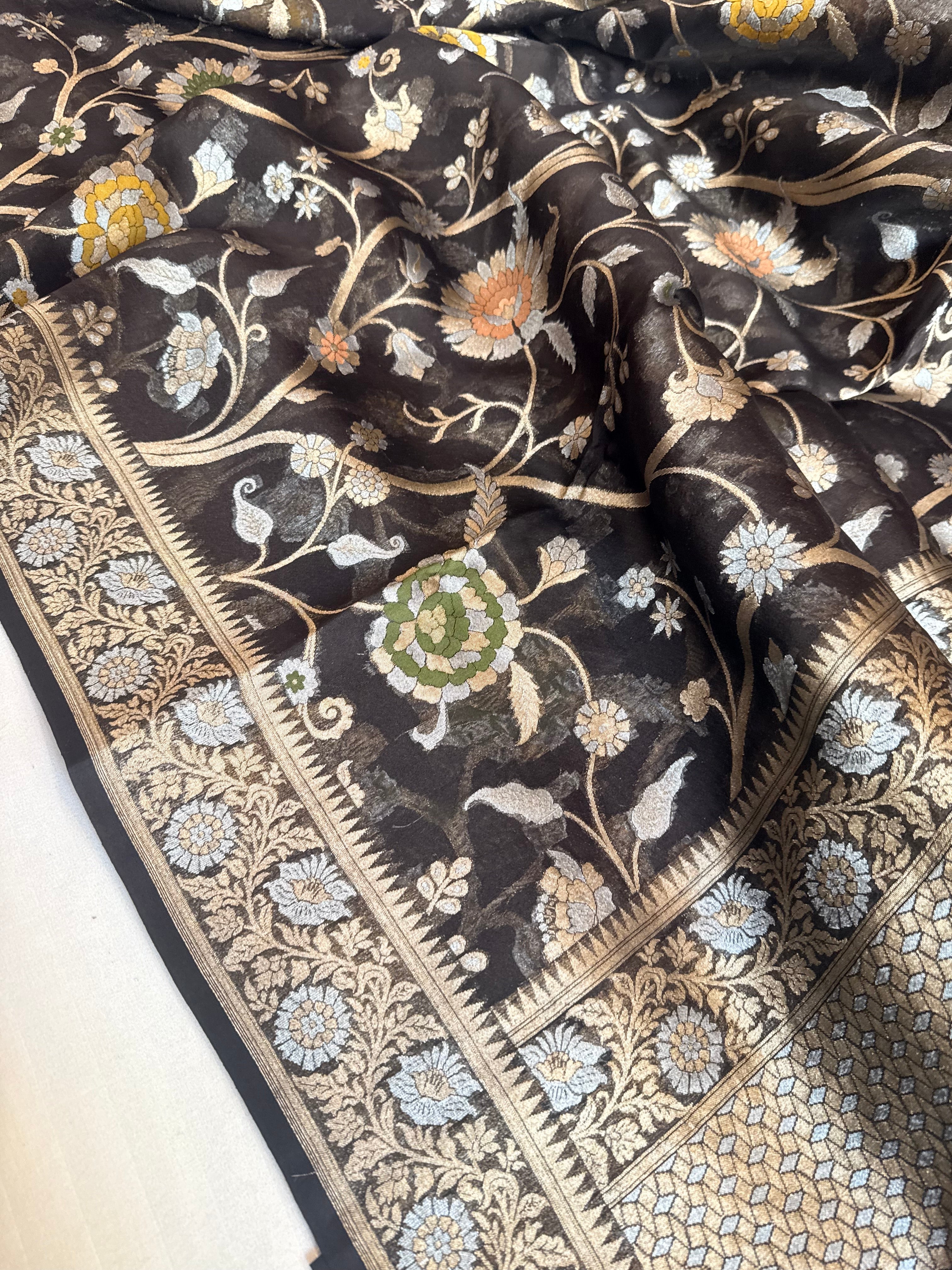 Kora silk iktara jamdani kadhwa banarasi saree