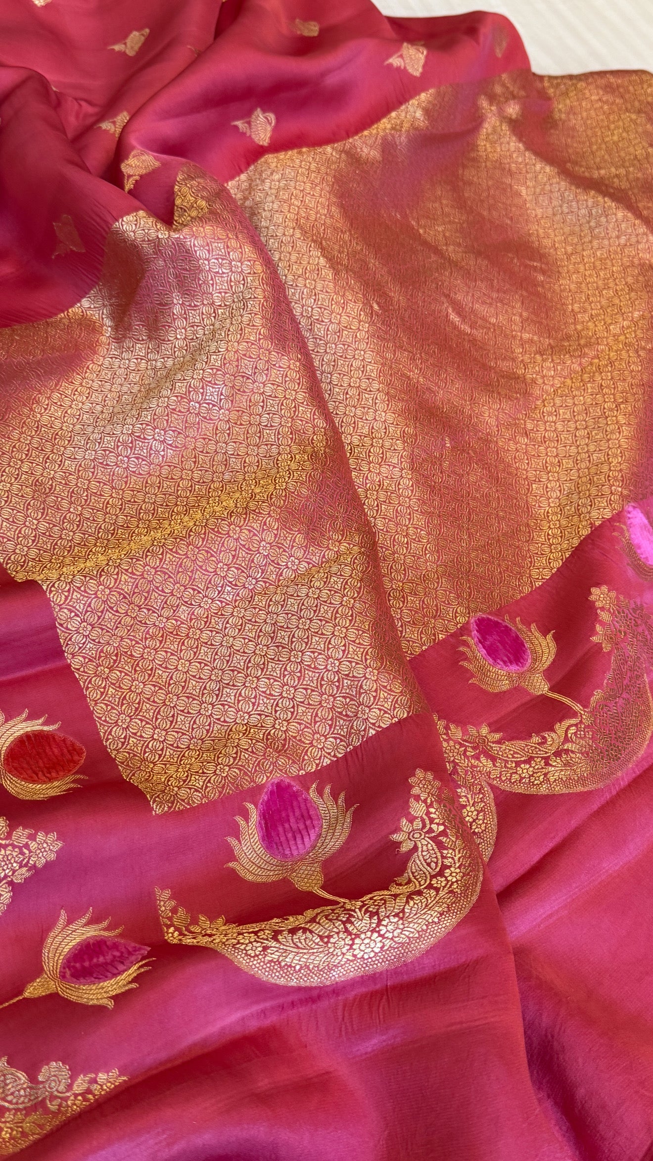 Gajri pink banarasi mashru silk velvet buti kadhwa weaving saree