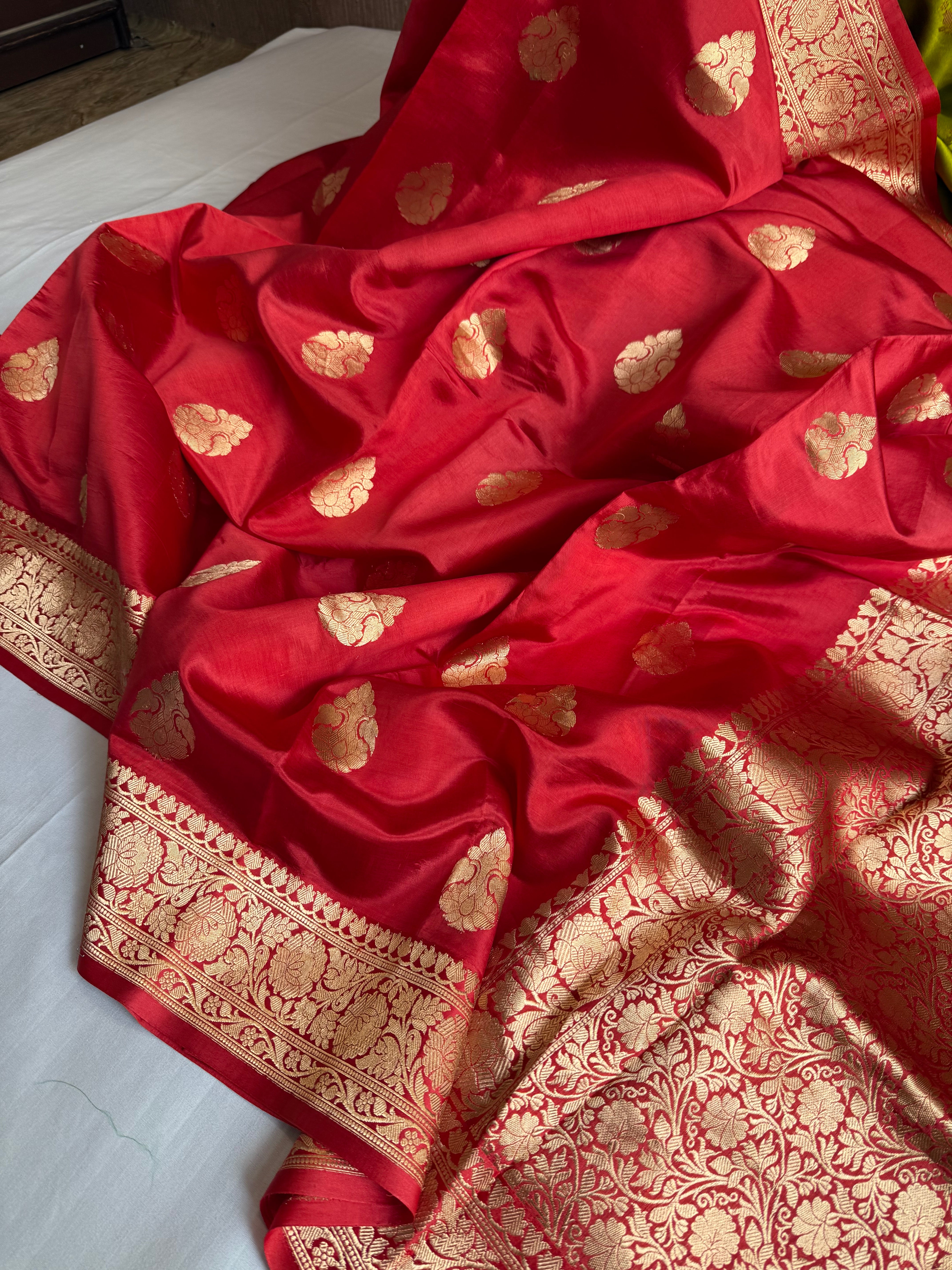 Tomato red pure banarasi chiniya silk kadhwa saree