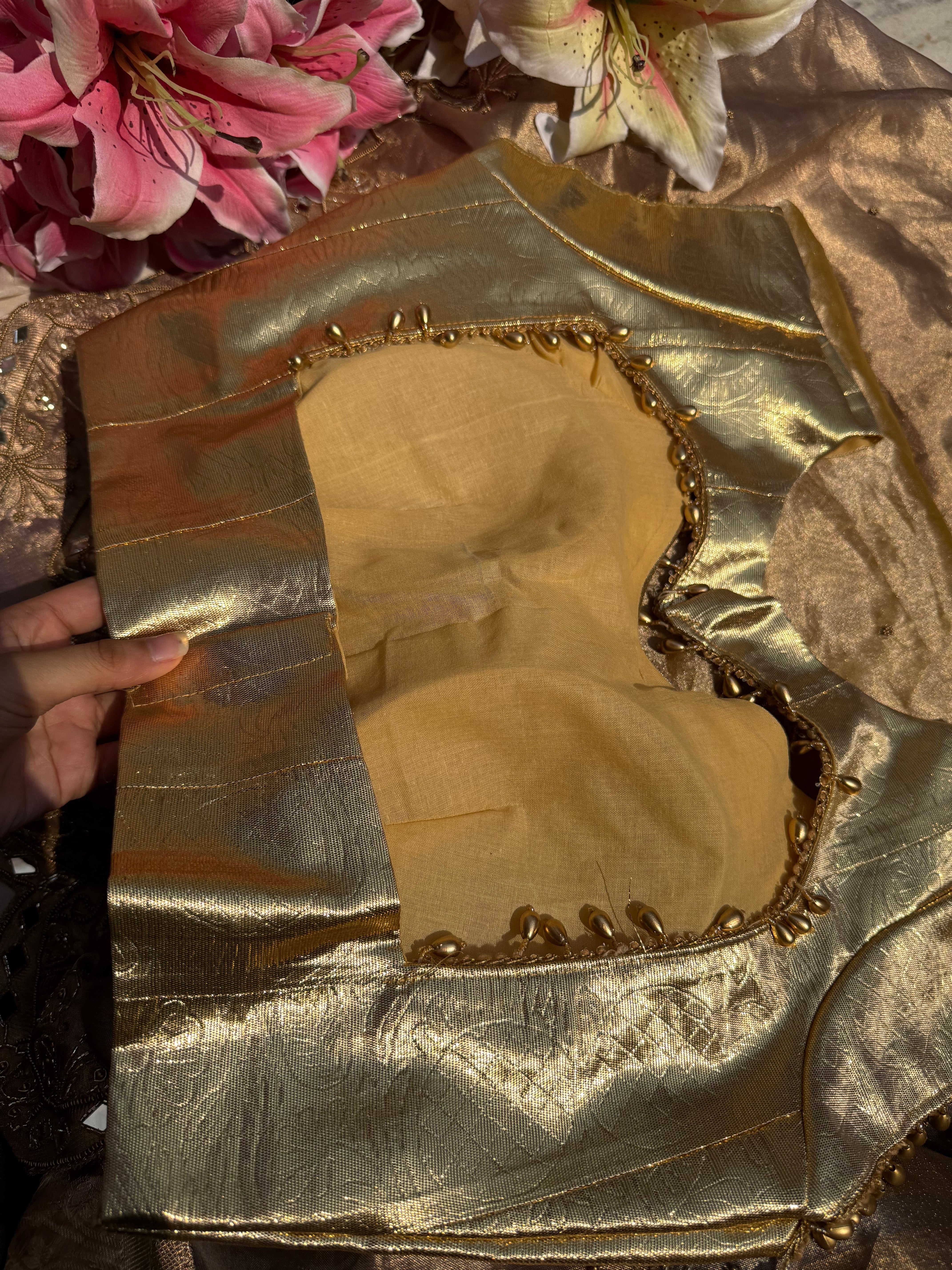 Golden lampi gota free size blouse piece