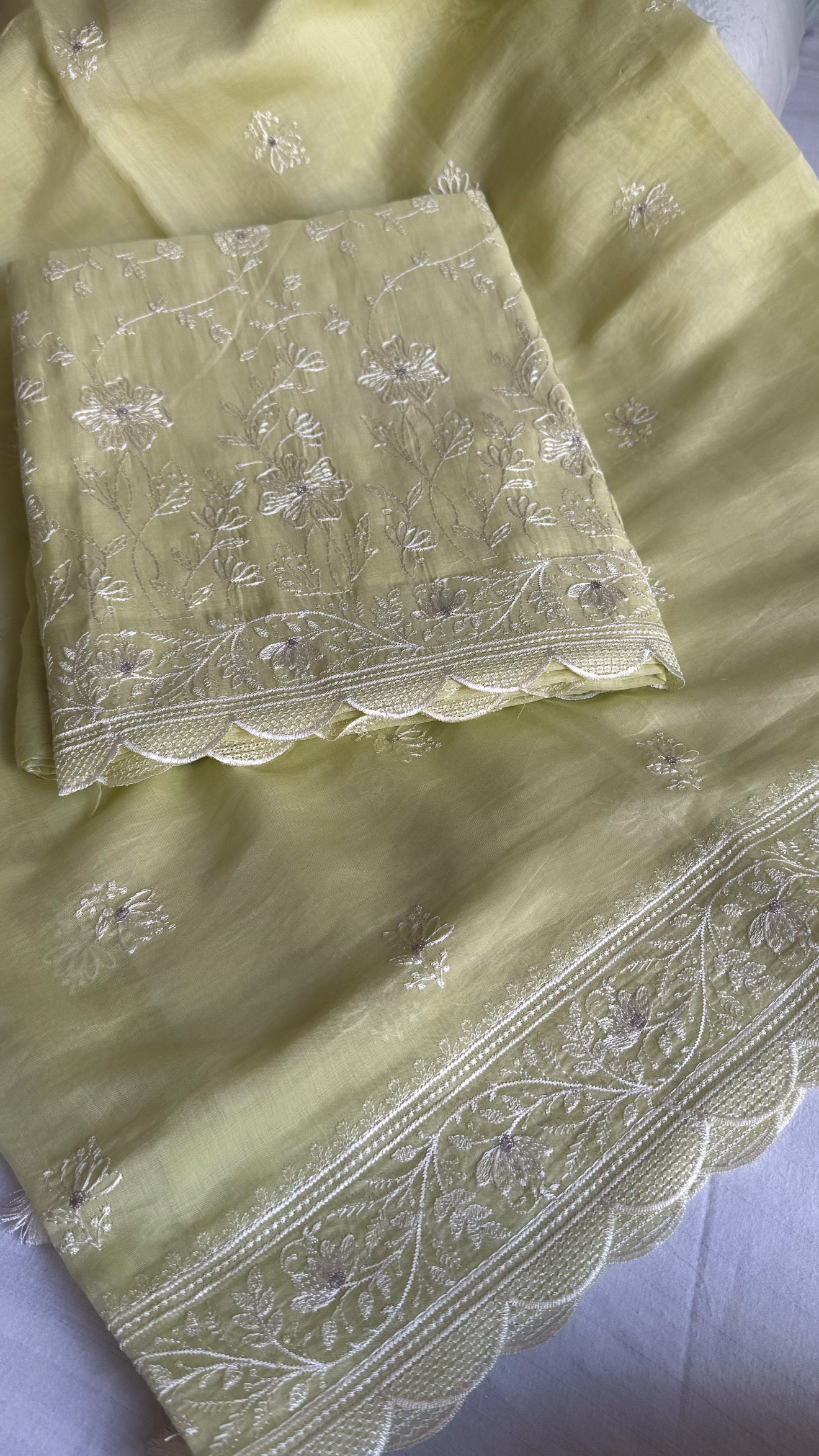 Cotton mulmul banarasi white resham thread hand embroidered kadhwa suit set