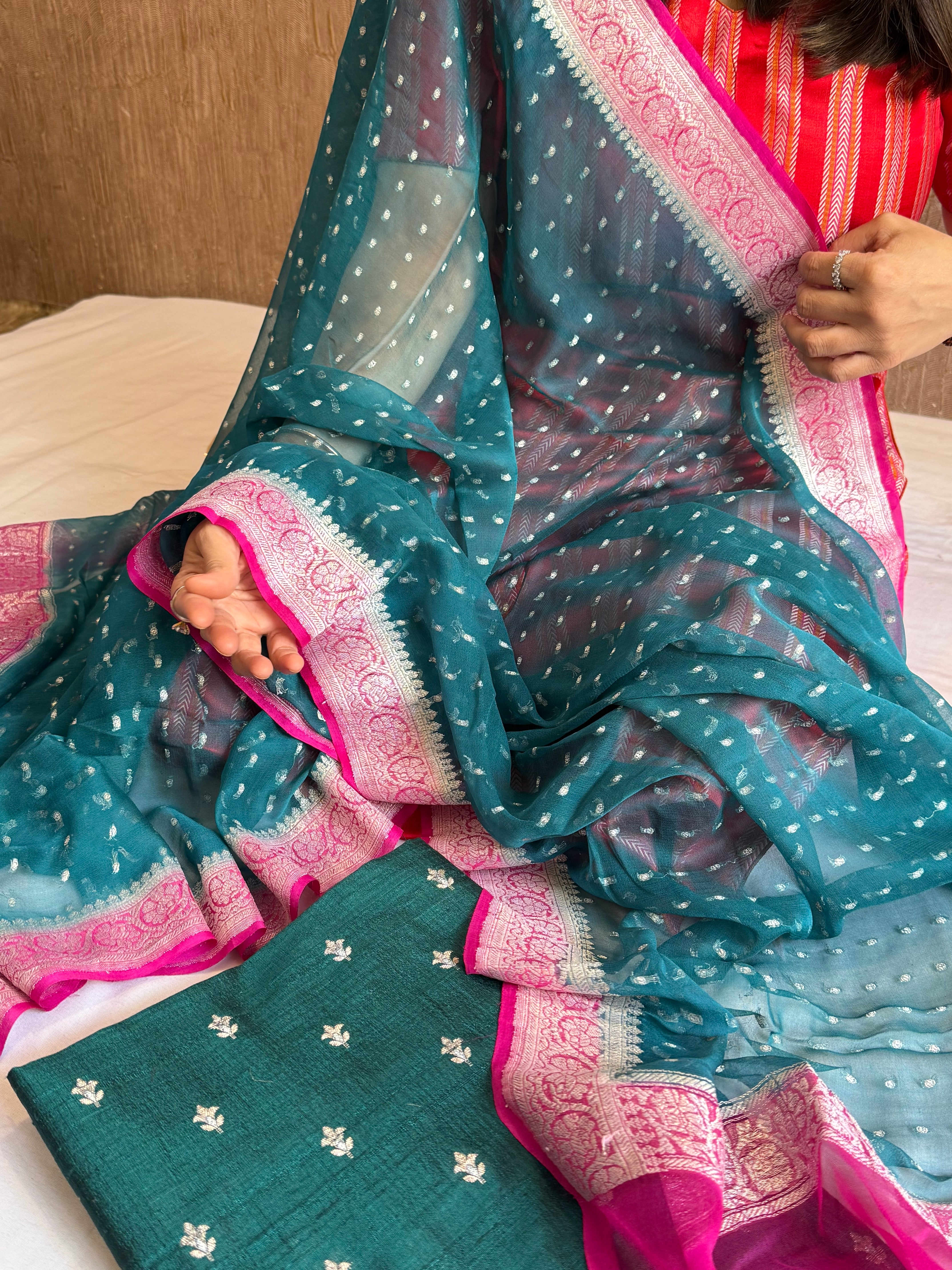Emerald green-rani pink raw silk kadhwa buti kurta paired with chiffon gorgette chap dye duppata set