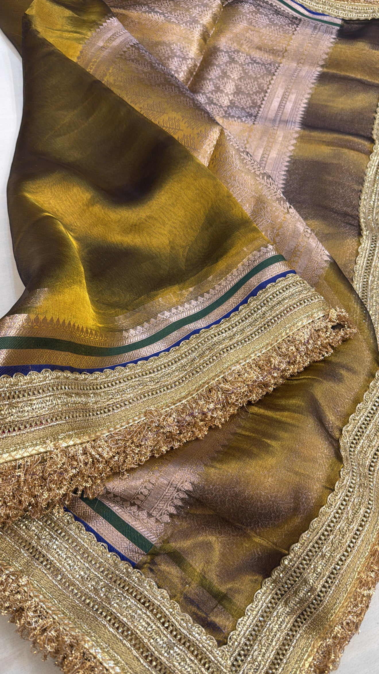 Maharani molten gold tissue silk saree