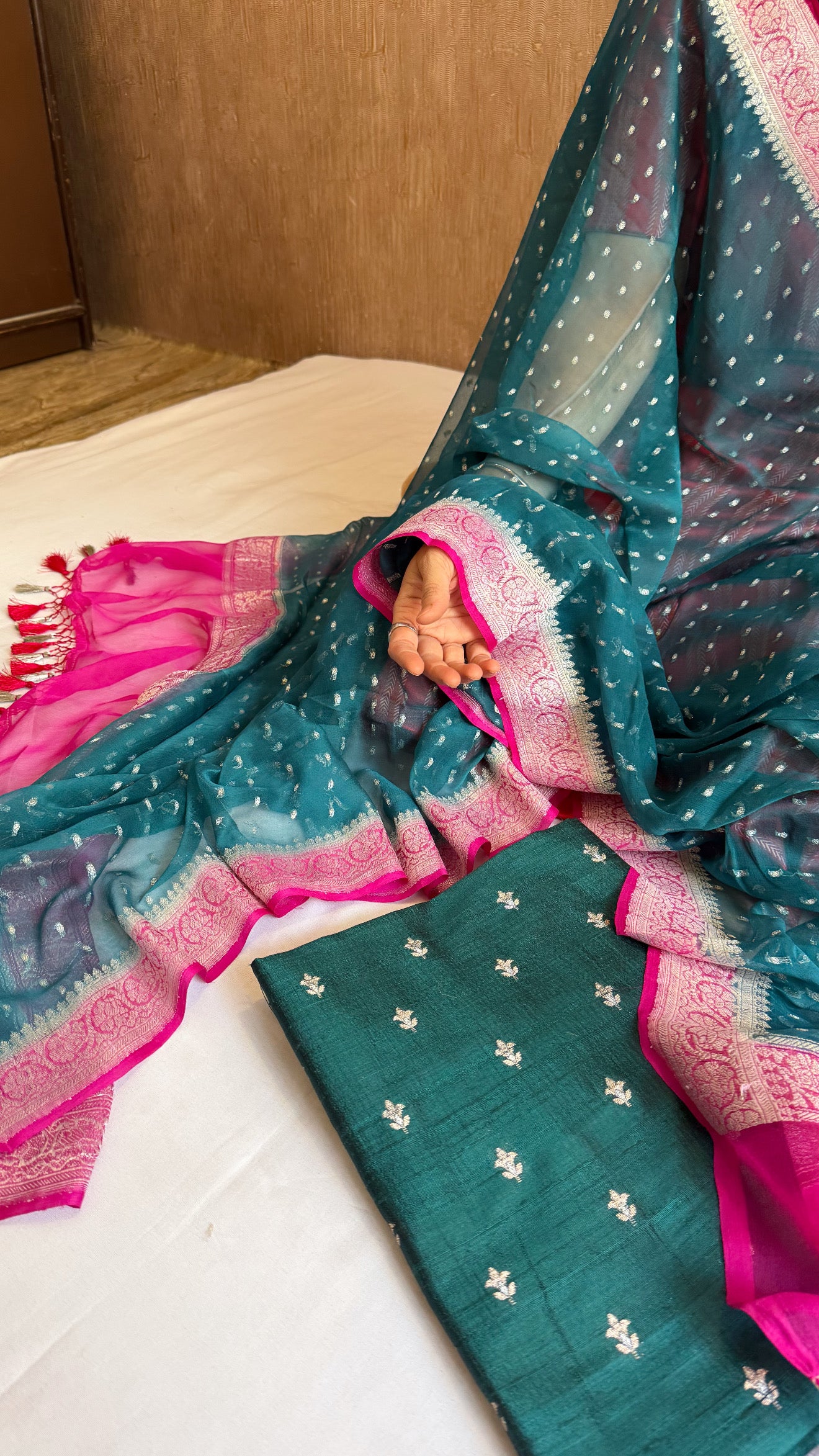 Emerald green-rani pink raw silk kadhwa buti kurta paired with chiffon gorgette chap dye duppata set