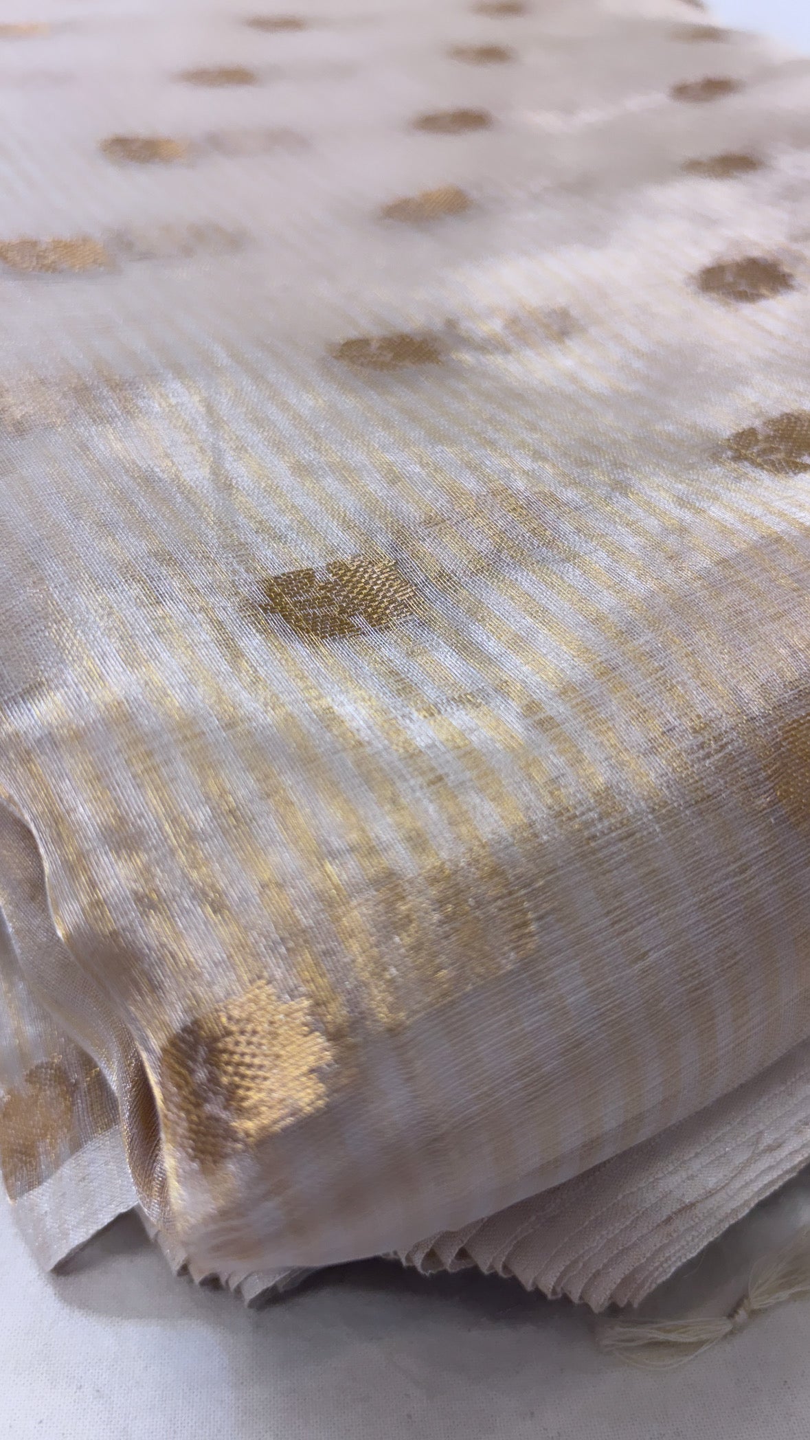 Tissue silk dyeable kadhwa buti fabric