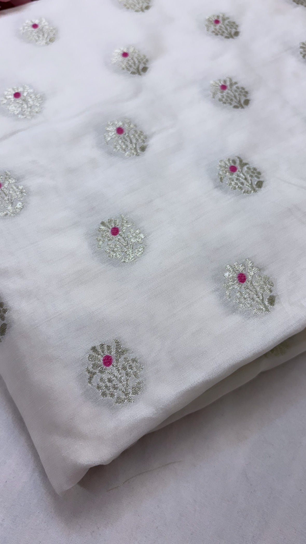 Chiniya silk dyeable meenedar fabric