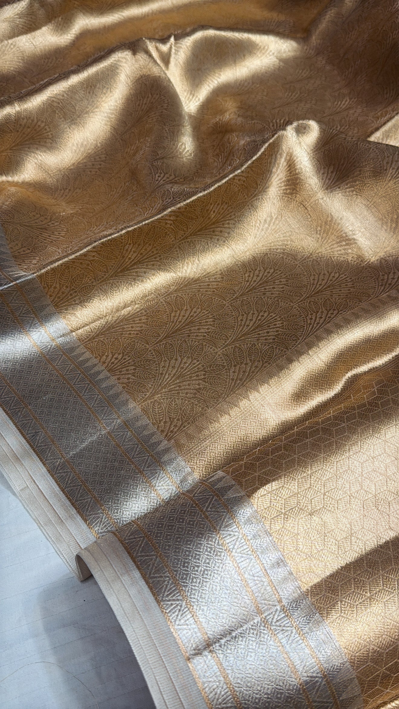 Liquid gold tissue silk brocade Sona rupa kadhwa banarasi saree