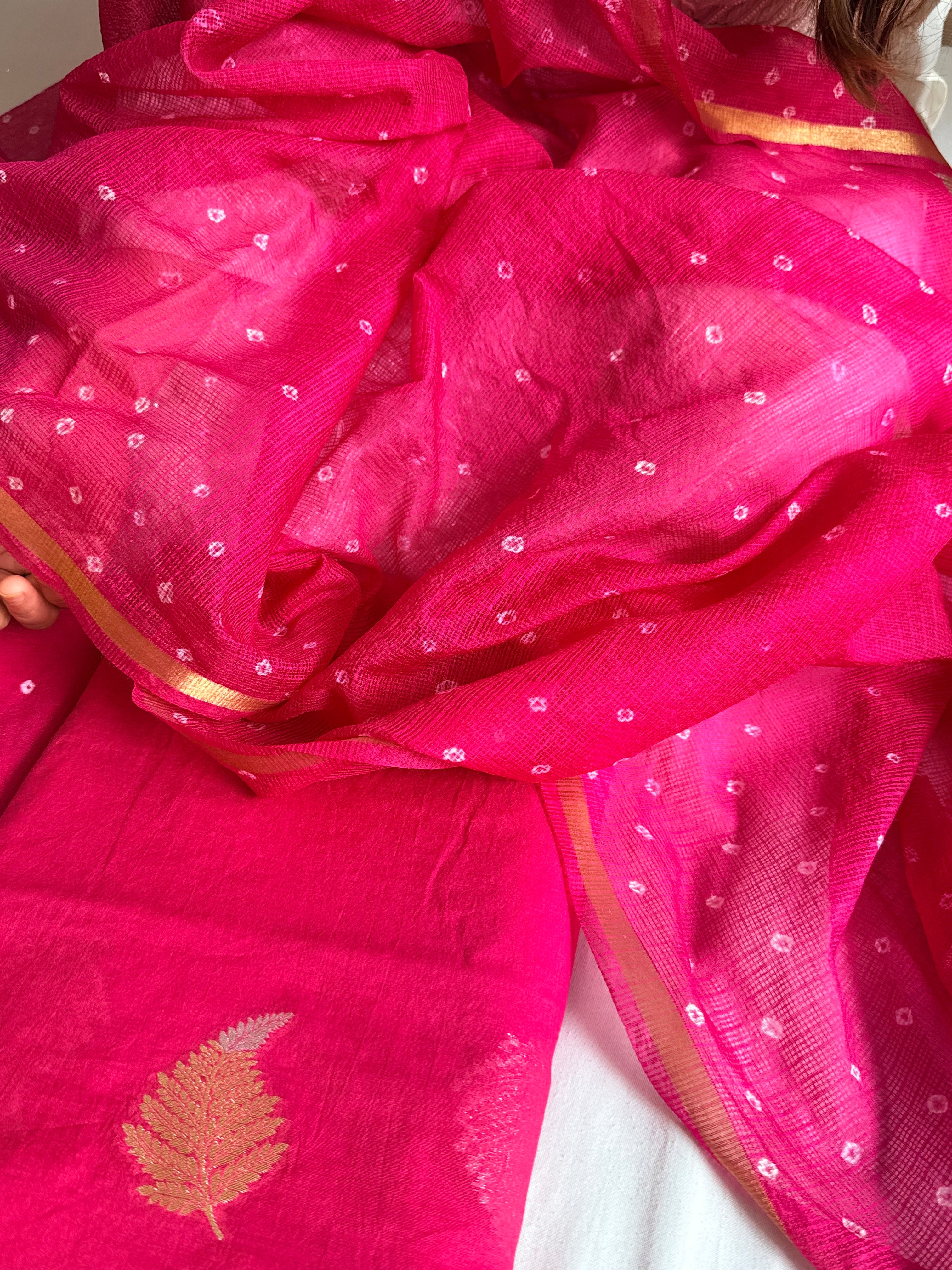 Below 8k- Mul cotton handloom kurta paired with bandhej dyed kota silk duppata set