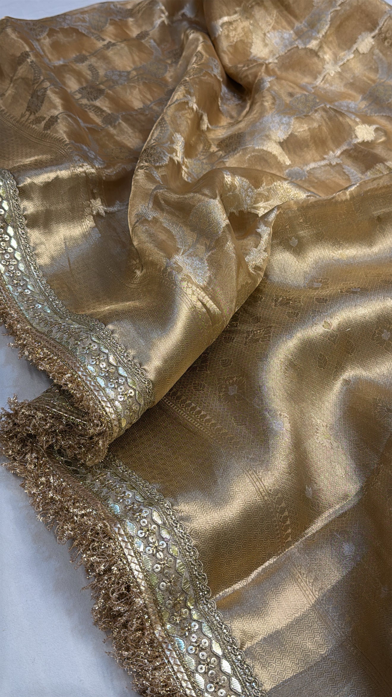 Gold tissue kadhwa jungla maharani silk saree