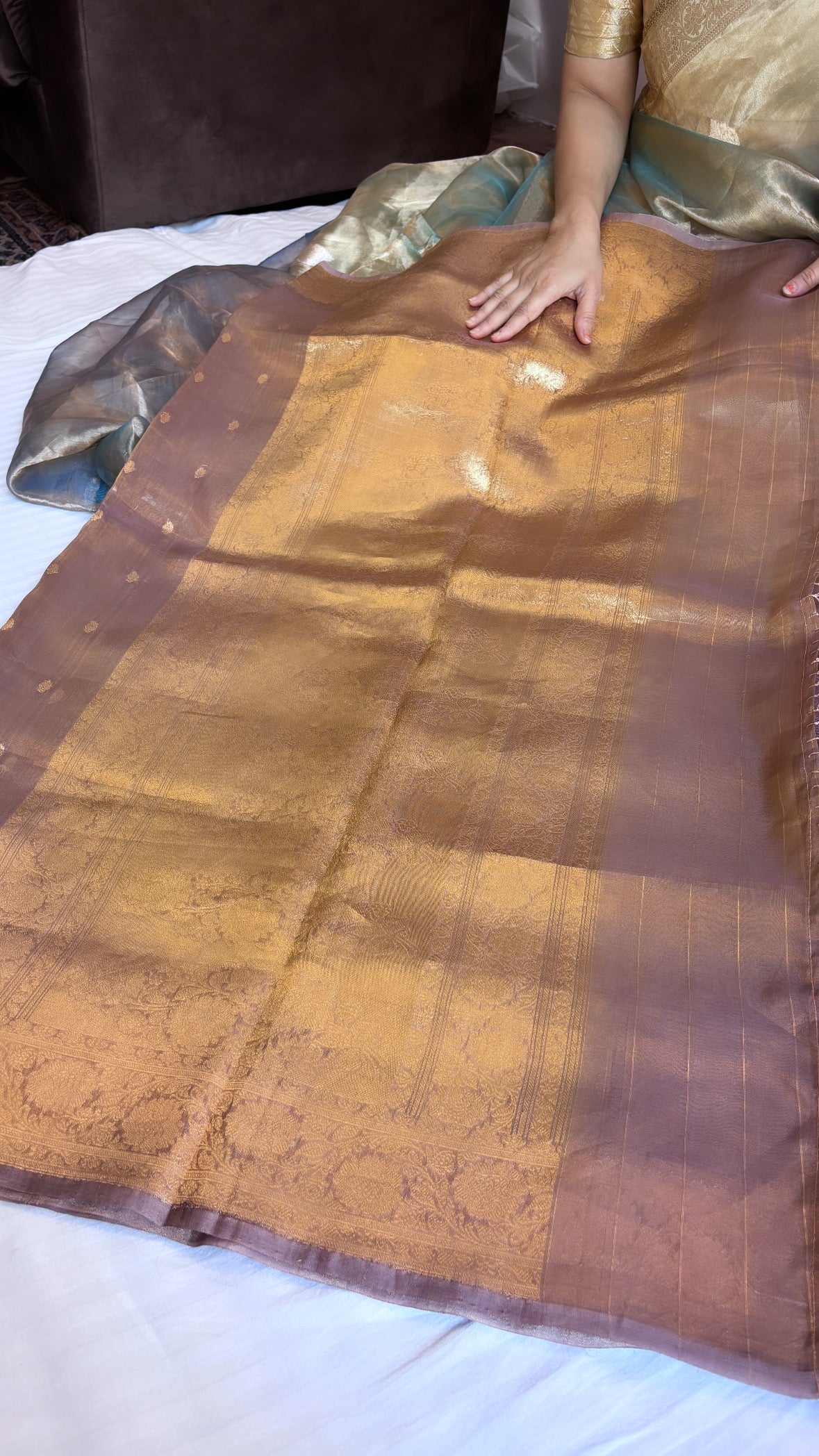 Pure banarasi rose gold tissue silk kadhwa buti handwoven saree