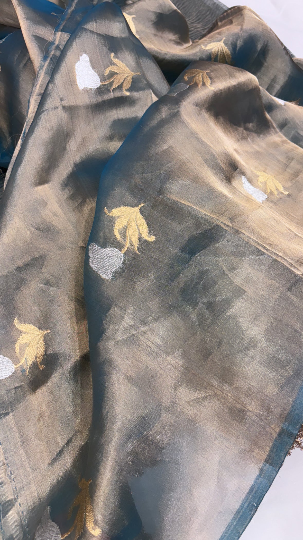 Pure banarasi teal blue crushed tissue silk kadhwa saree with gotapatti border